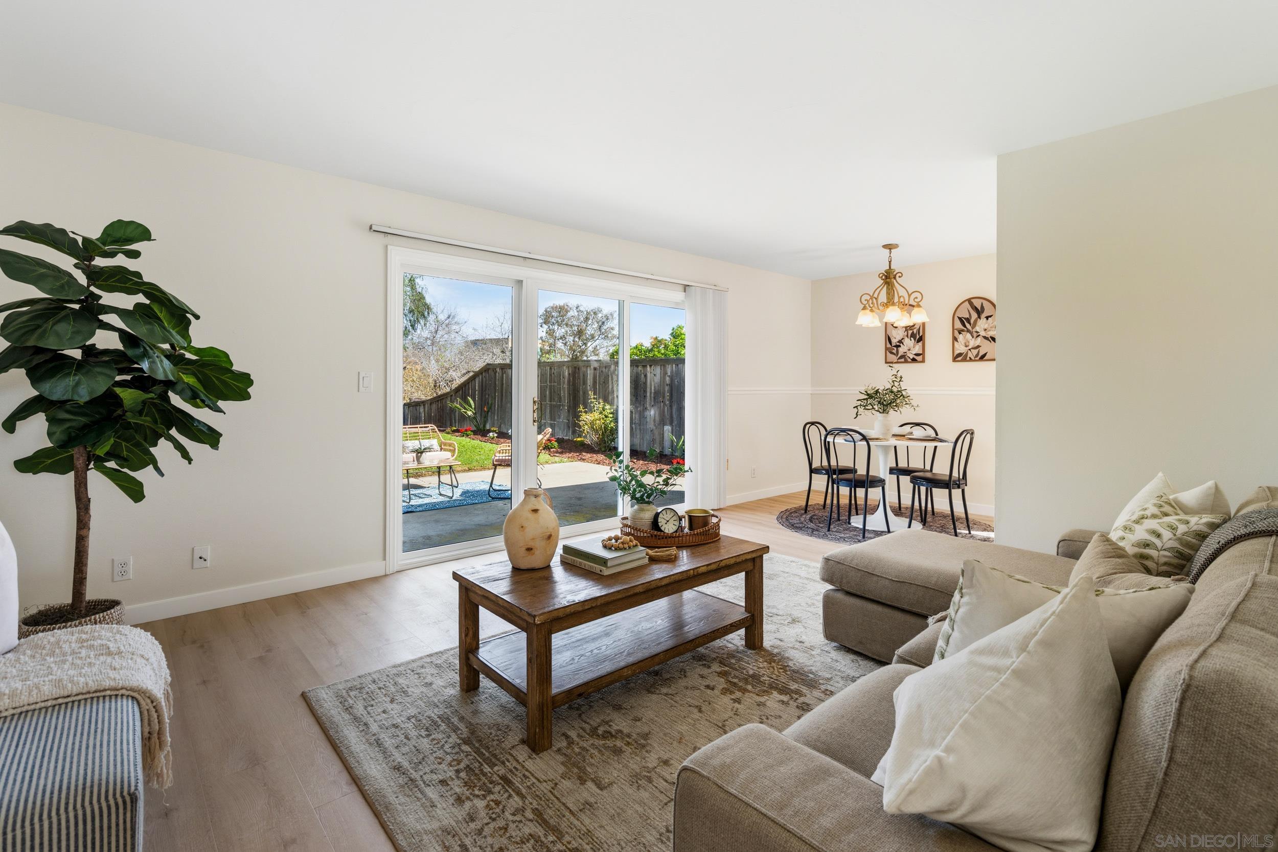 Detail Gallery Image 5 of 29 For 5354  Peyton Place, San Diego,  CA 92117 - 3 Beds | 2 Baths