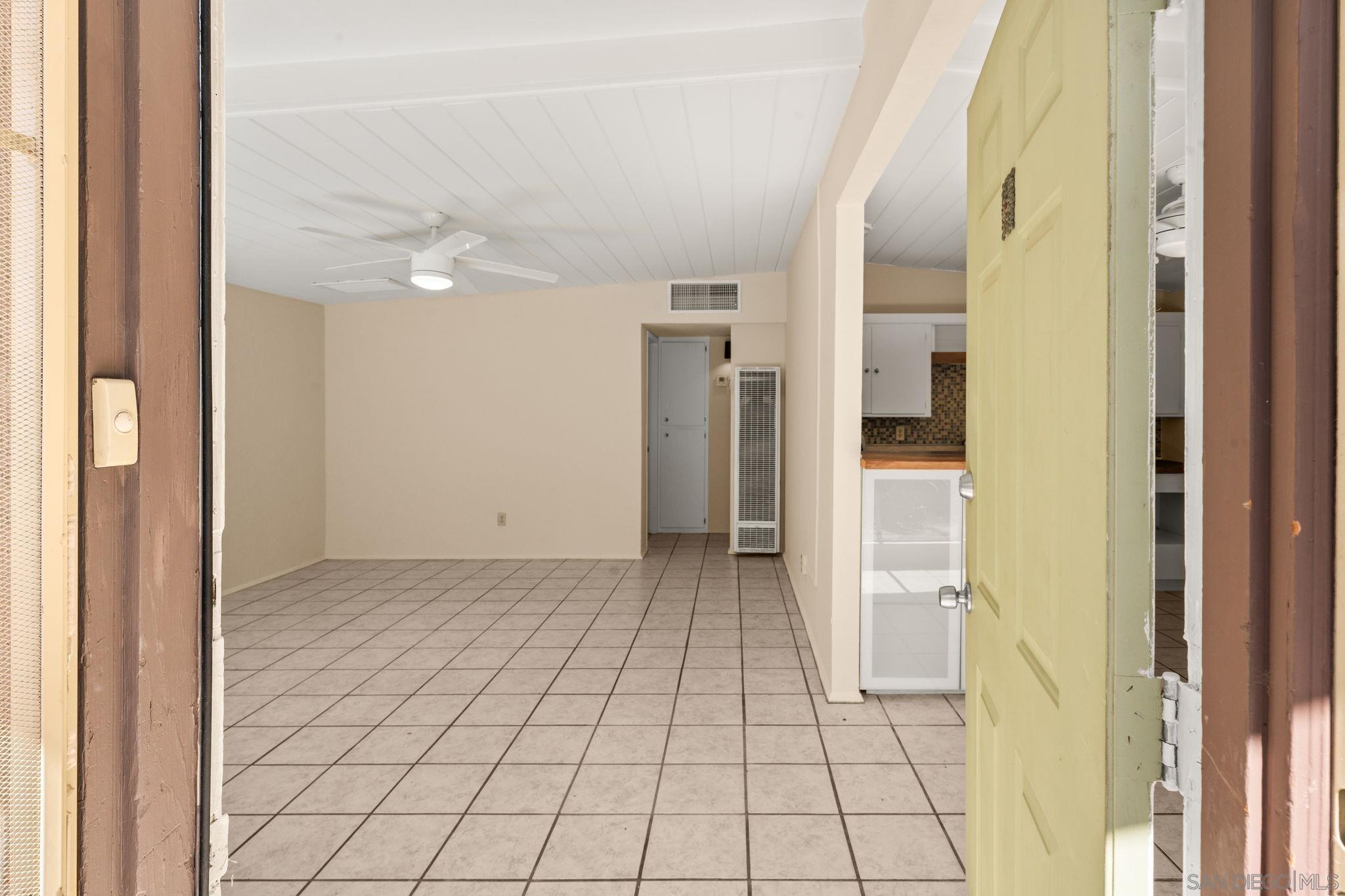 Detail Gallery Image 4 of 49 For 66870  Granada Avenue, Desert Hot Springs,  CA 92240 - 2 Beds | 1 Baths