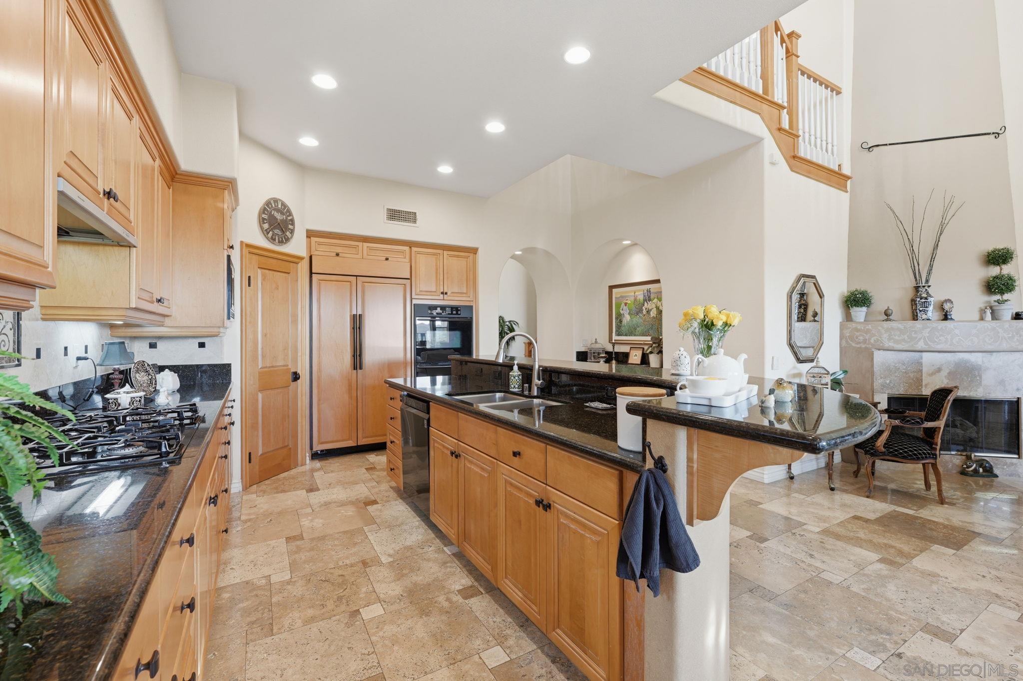 Detail Gallery Image 18 of 75 For 6277  Paseo Privado, Carlsbad,  CA 92009 - 4 Beds | 2/1 Baths