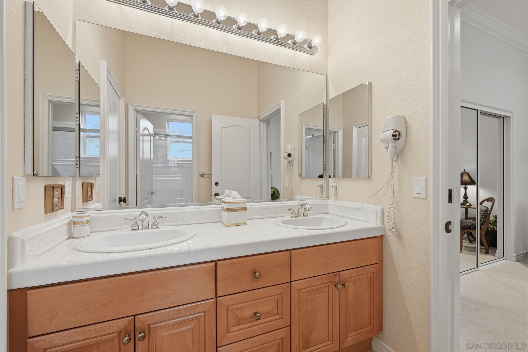 Detail Gallery Image 23 of 75 For 6277  Paseo Privado, Carlsbad,  CA 92009 - 4 Beds | 2/1 Baths