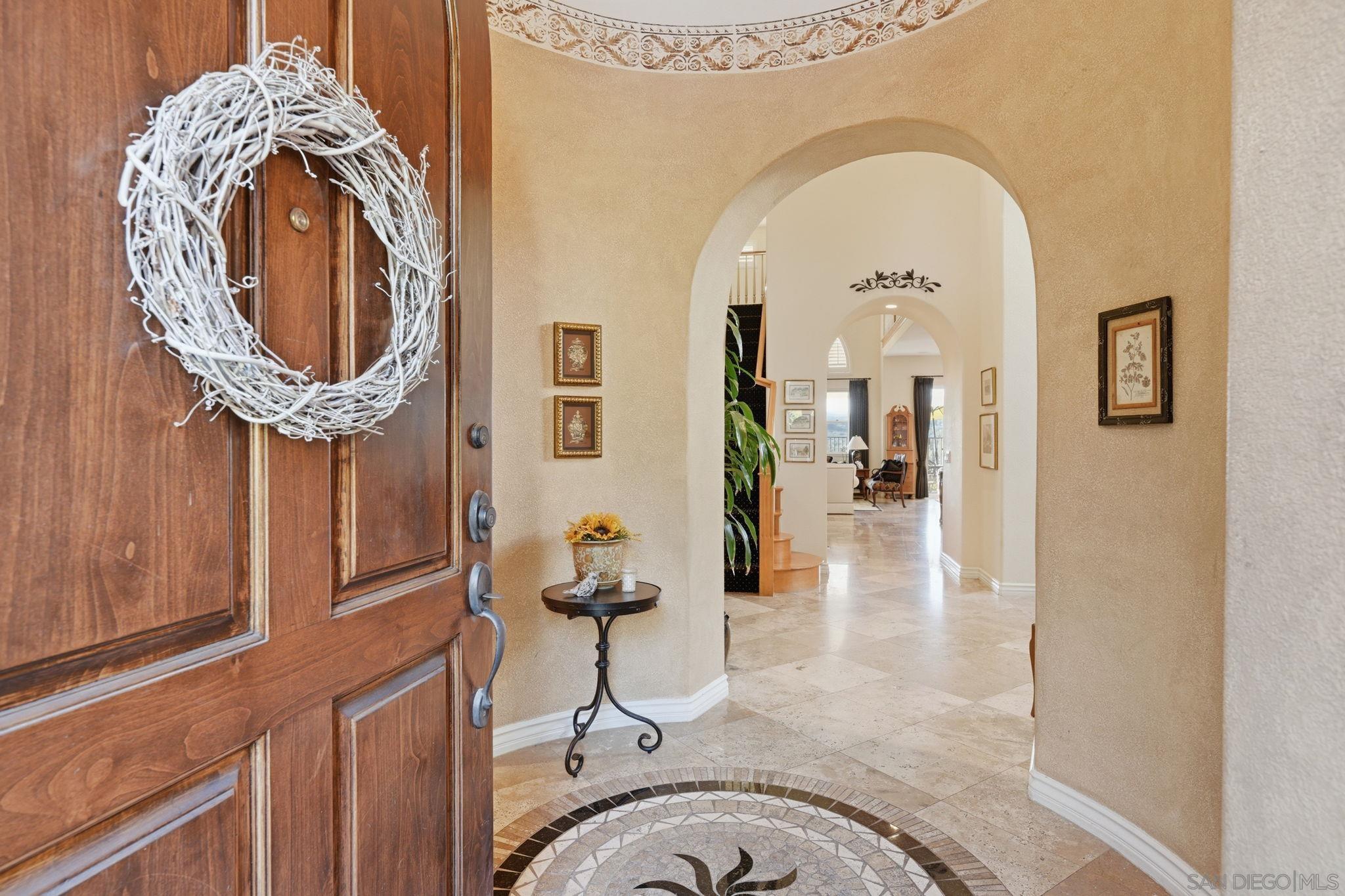 Detail Gallery Image 4 of 75 For 6277  Paseo Privado, Carlsbad,  CA 92009 - 4 Beds | 2/1 Baths