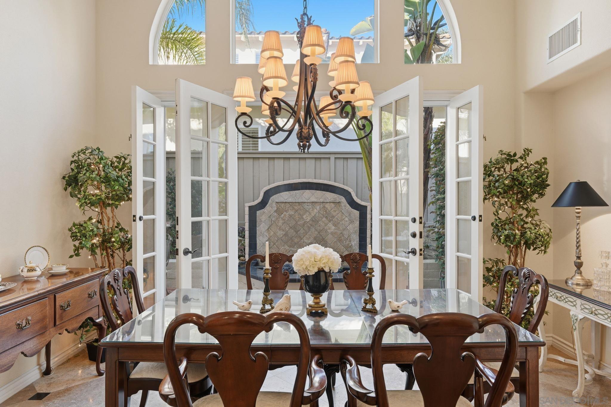 Detail Gallery Image 7 of 75 For 6277  Paseo Privado, Carlsbad,  CA 92009 - 4 Beds | 2/1 Baths