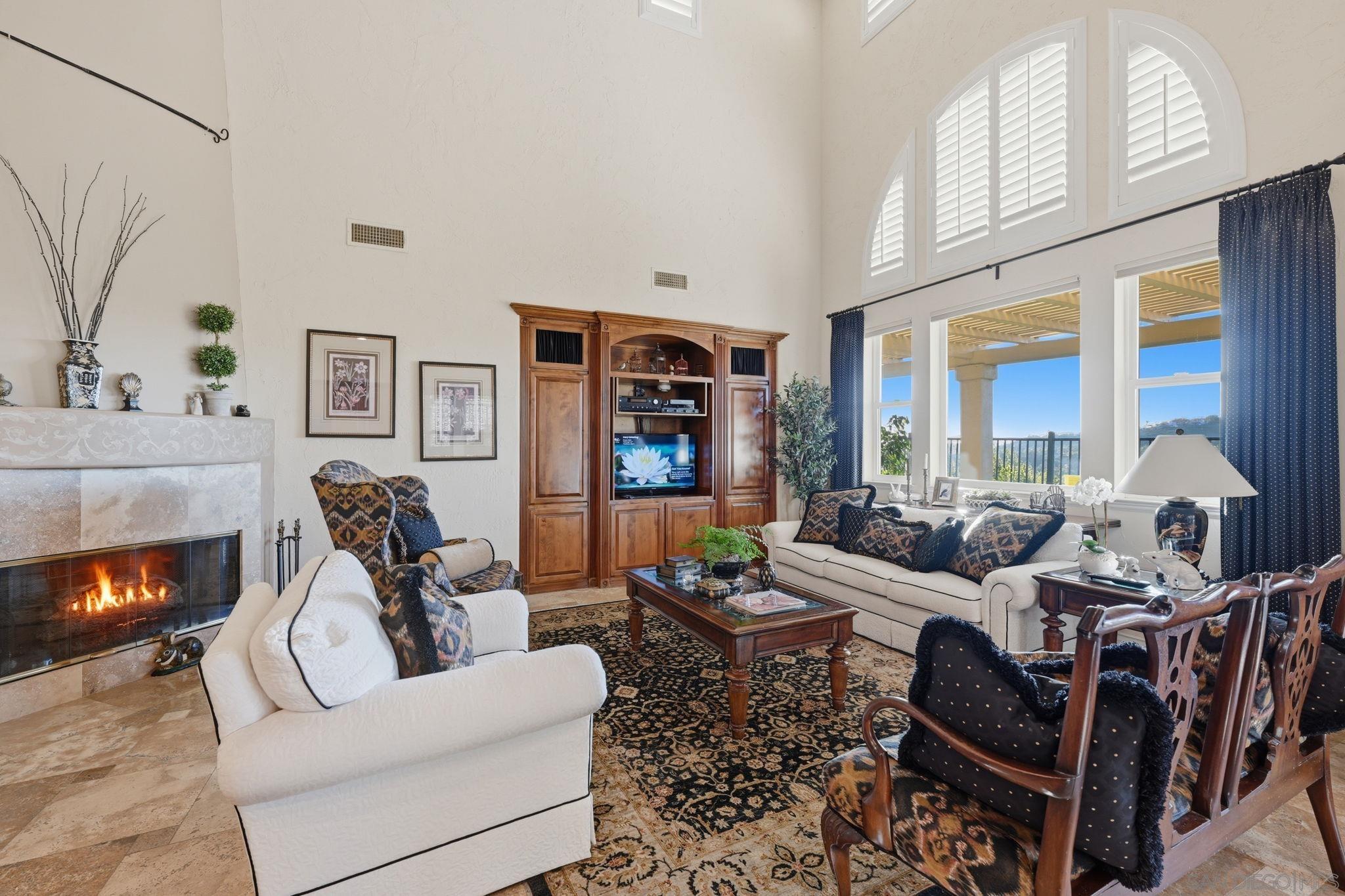 Detail Gallery Image 10 of 75 For 6277  Paseo Privado, Carlsbad,  CA 92009 - 4 Beds | 2/1 Baths