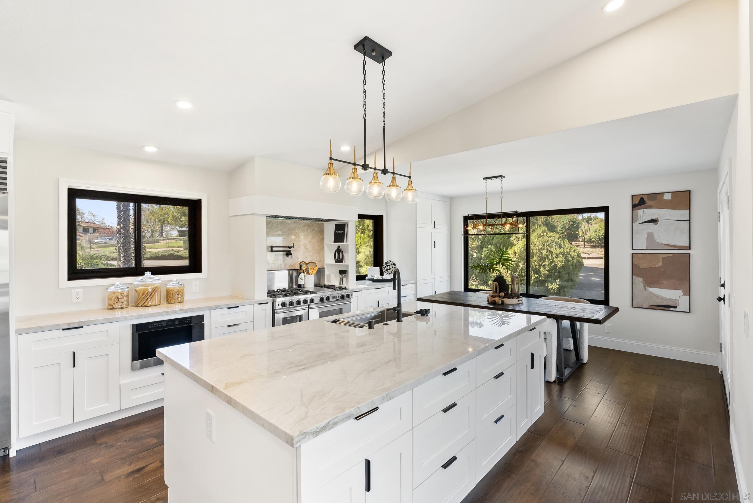 Detail Gallery Image 14 of 63 For 1080  Landavo Rancho Rd, Escondido,  CA 92027 - 4 Beds | 3 Baths