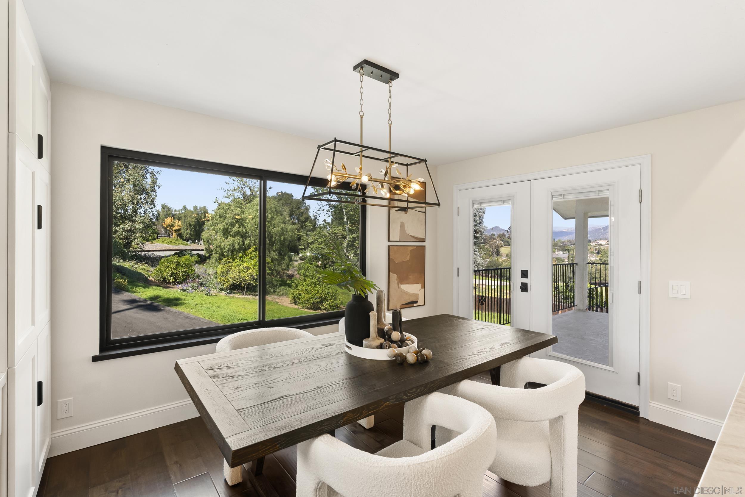 Detail Gallery Image 15 of 63 For 1080  Landavo Rancho Rd, Escondido,  CA 92027 - 4 Beds | 3 Baths