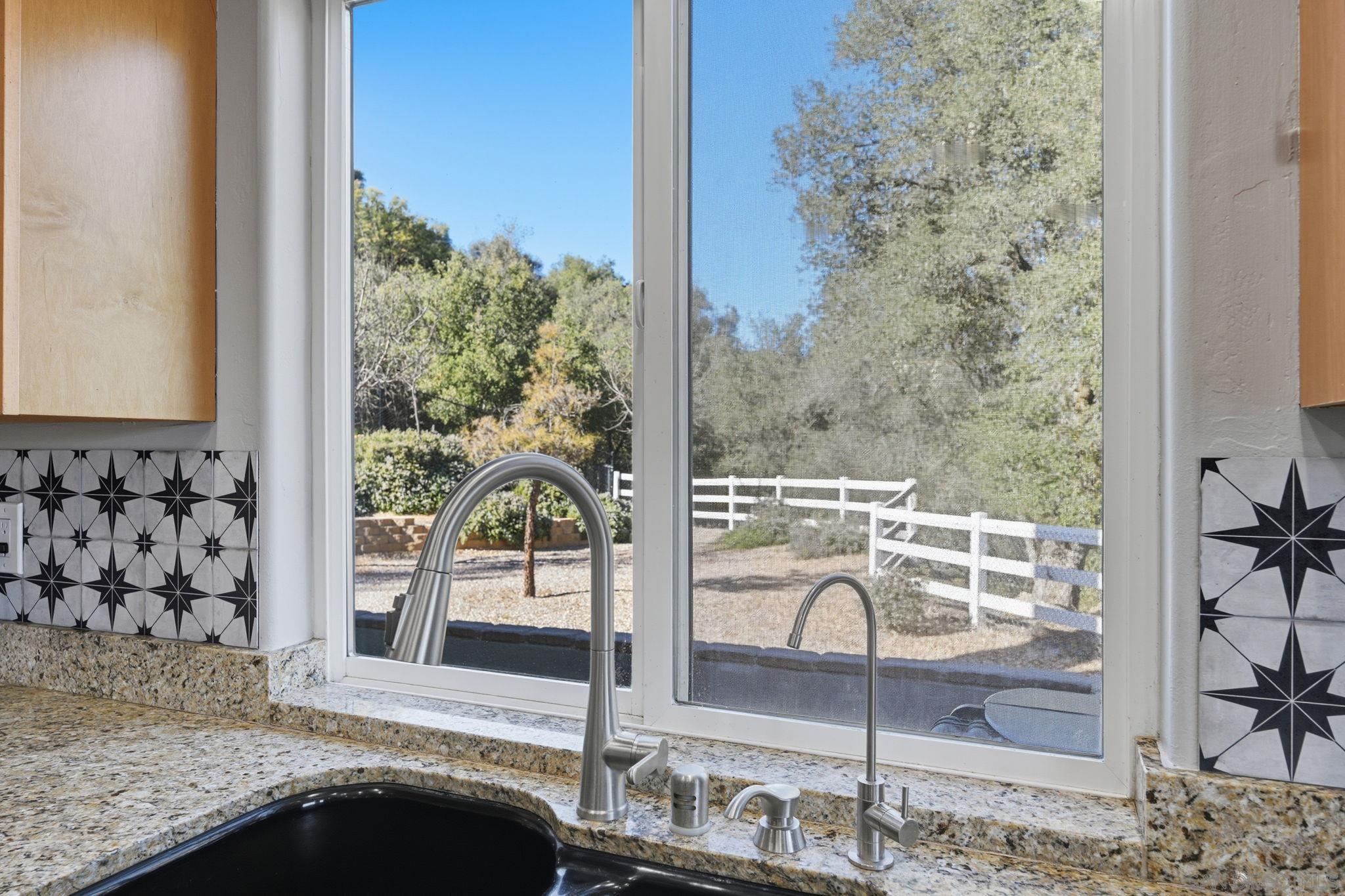 Detail Gallery Image 15 of 68 For 9216  Oak Grove Dr, Descanso,  CA 91916 - 3 Beds | 3/1 Baths