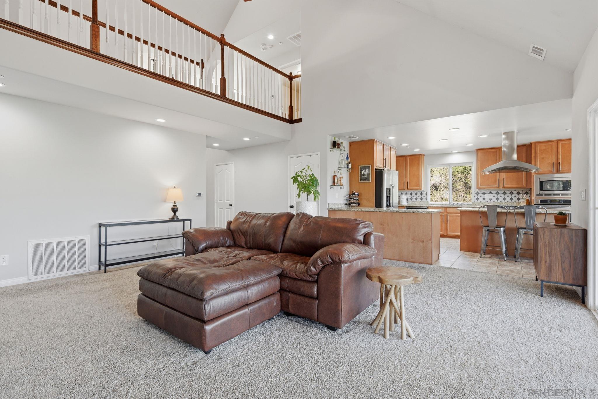 Detail Gallery Image 21 of 68 For 9216  Oak Grove Dr, Descanso,  CA 91916 - 3 Beds | 3/1 Baths