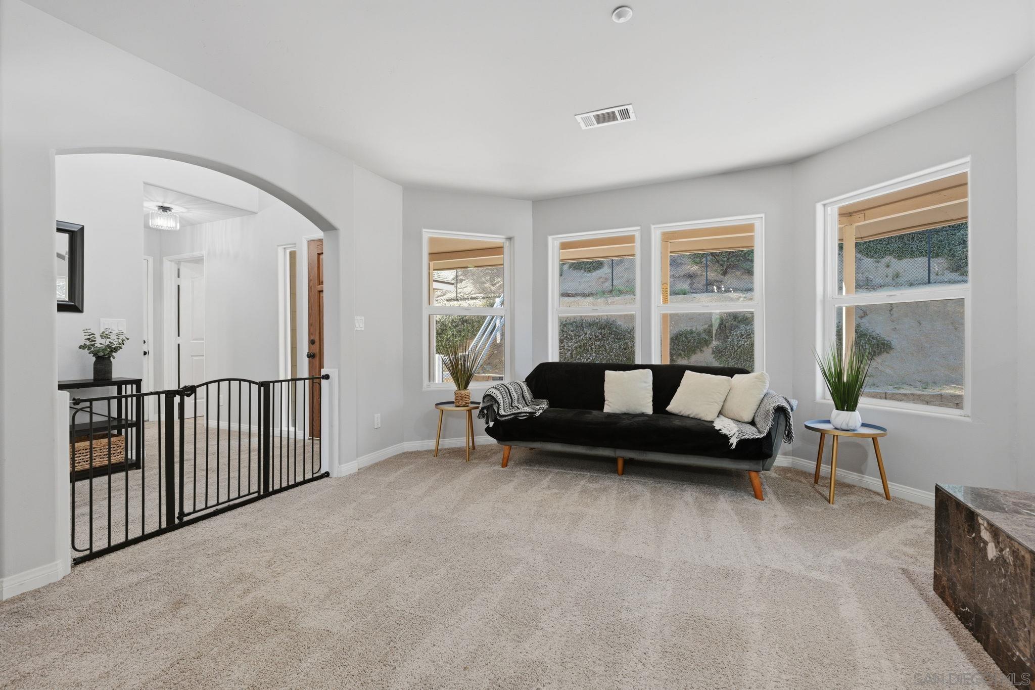 Detail Gallery Image 7 of 68 For 9216  Oak Grove Dr, Descanso,  CA 91916 - 3 Beds | 3/1 Baths