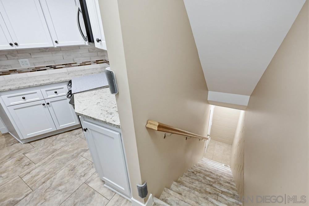 Detail Gallery Image 19 of 38 For 3910  Voltaire St, San Diego,  CA 92107 - 2 Beds | 2/1 Baths