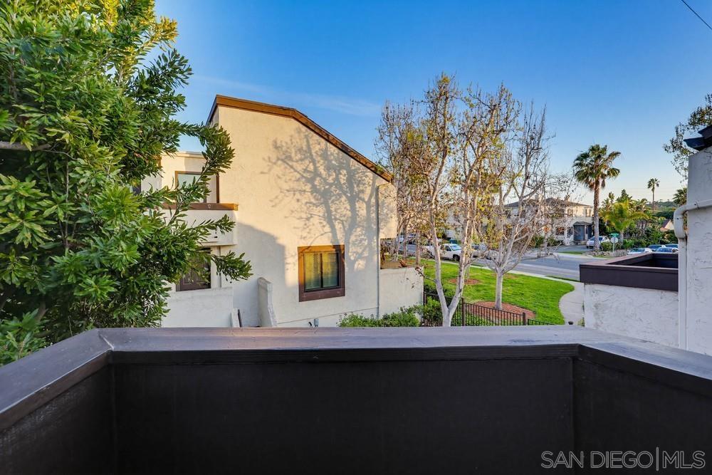 Detail Gallery Image 31 of 38 For 3910  Voltaire St, San Diego,  CA 92107 - 2 Beds | 2/1 Baths