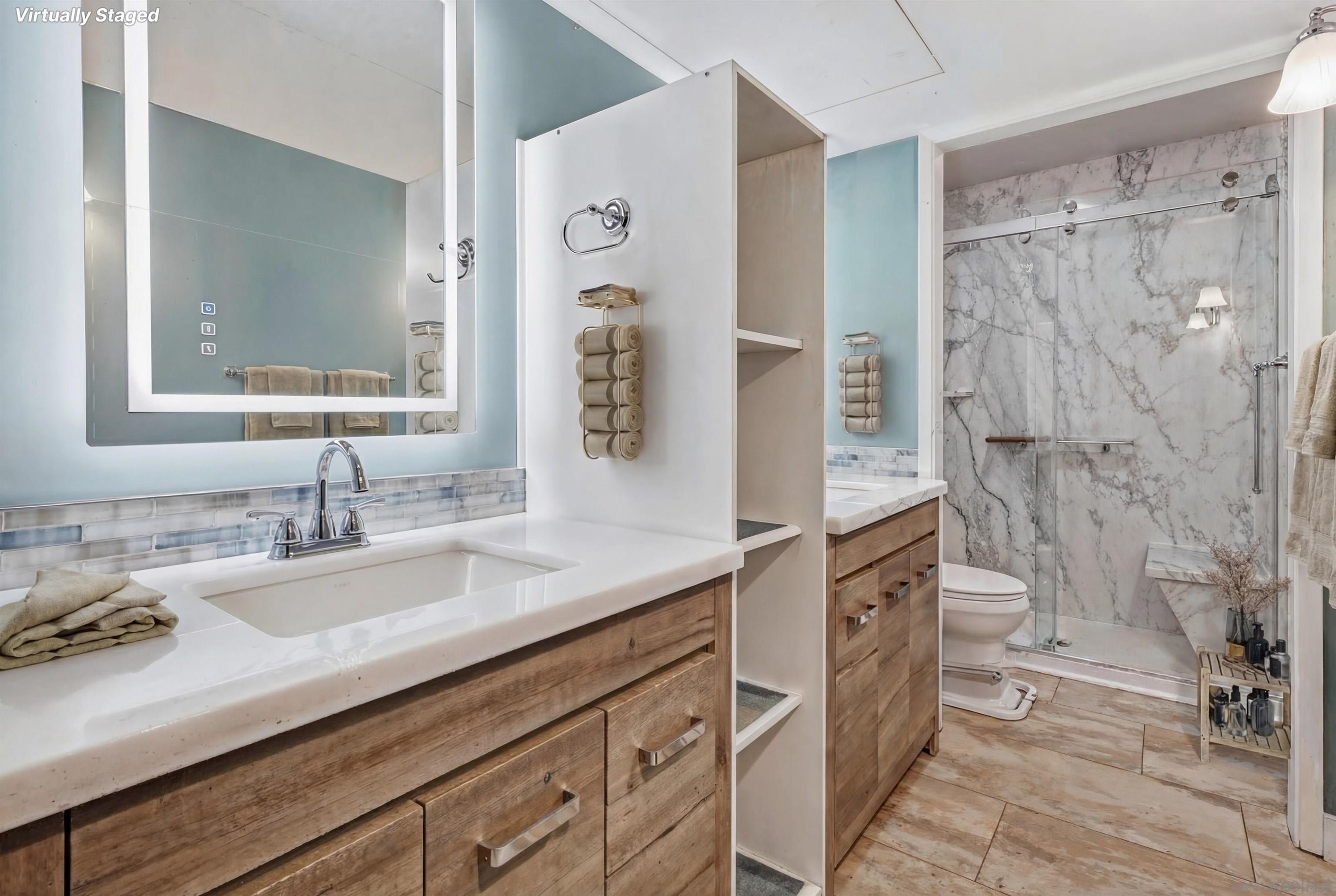 Detail Gallery Image 6 of 38 For 3910  Voltaire St, San Diego,  CA 92107 - 2 Beds | 2/1 Baths