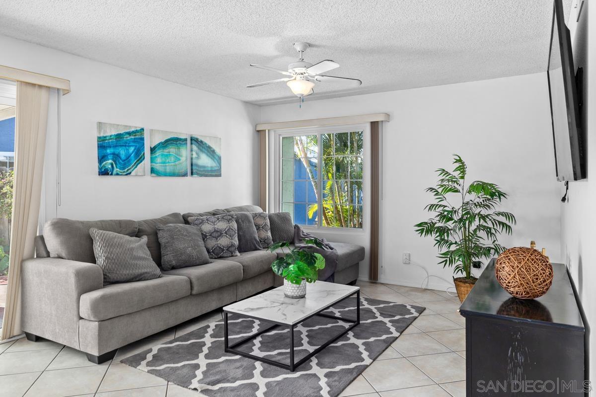 Detail Gallery Image 5 of 31 For 4775  Jamar Court, San Diego,  CA 92117 - 3 Beds | 2 Baths