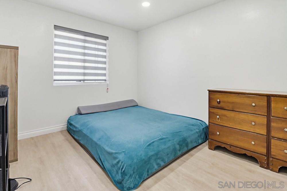 Detail Gallery Image 12 of 42 For 5436  Division St, San Diego,  CA 92114 - 4 Beds | 2 Baths