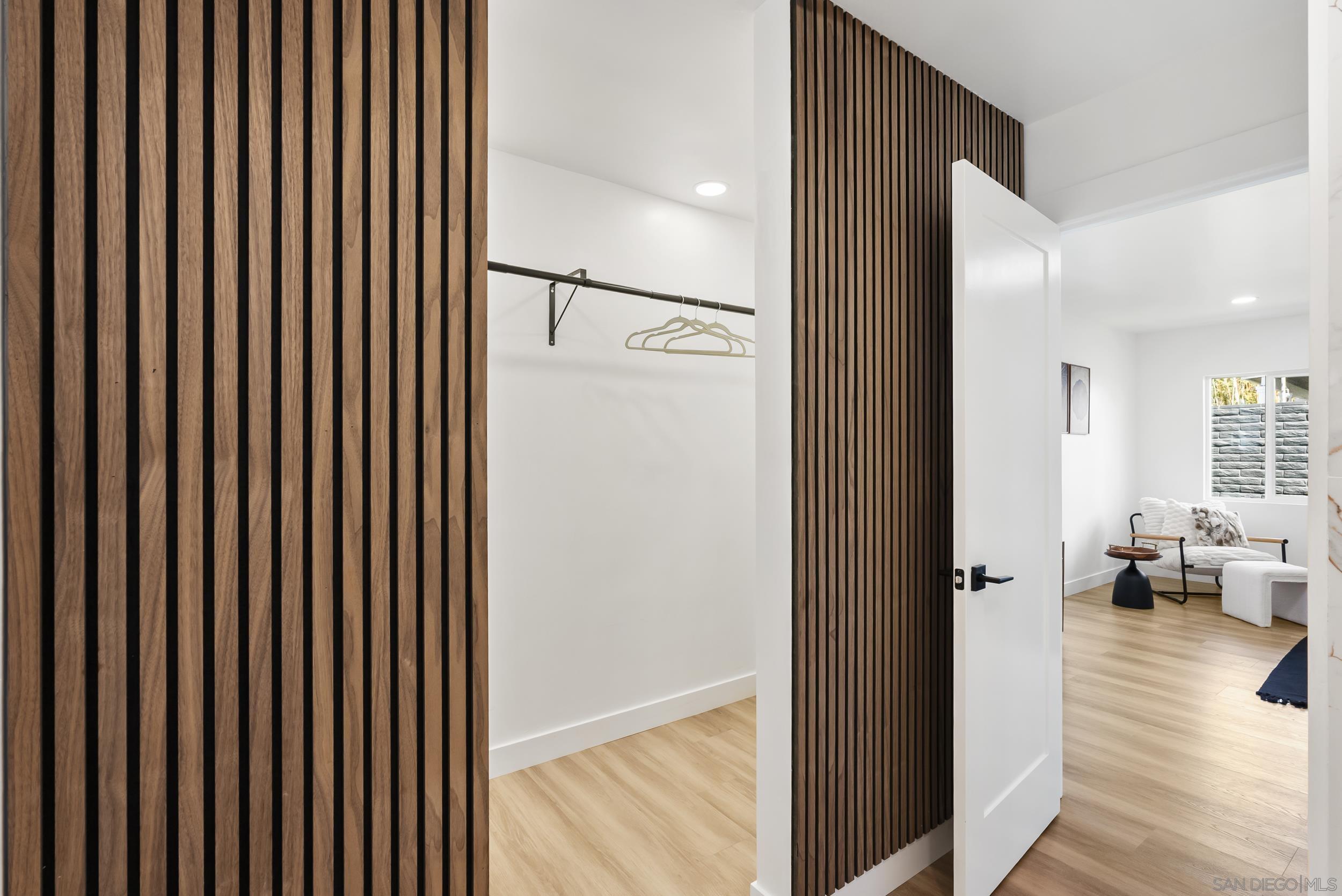 Detail Gallery Image 28 of 40 For 1110  Sea Village Dr, Cardiff By The Sea,  CA 92007 - 5 Beds | 3 Baths