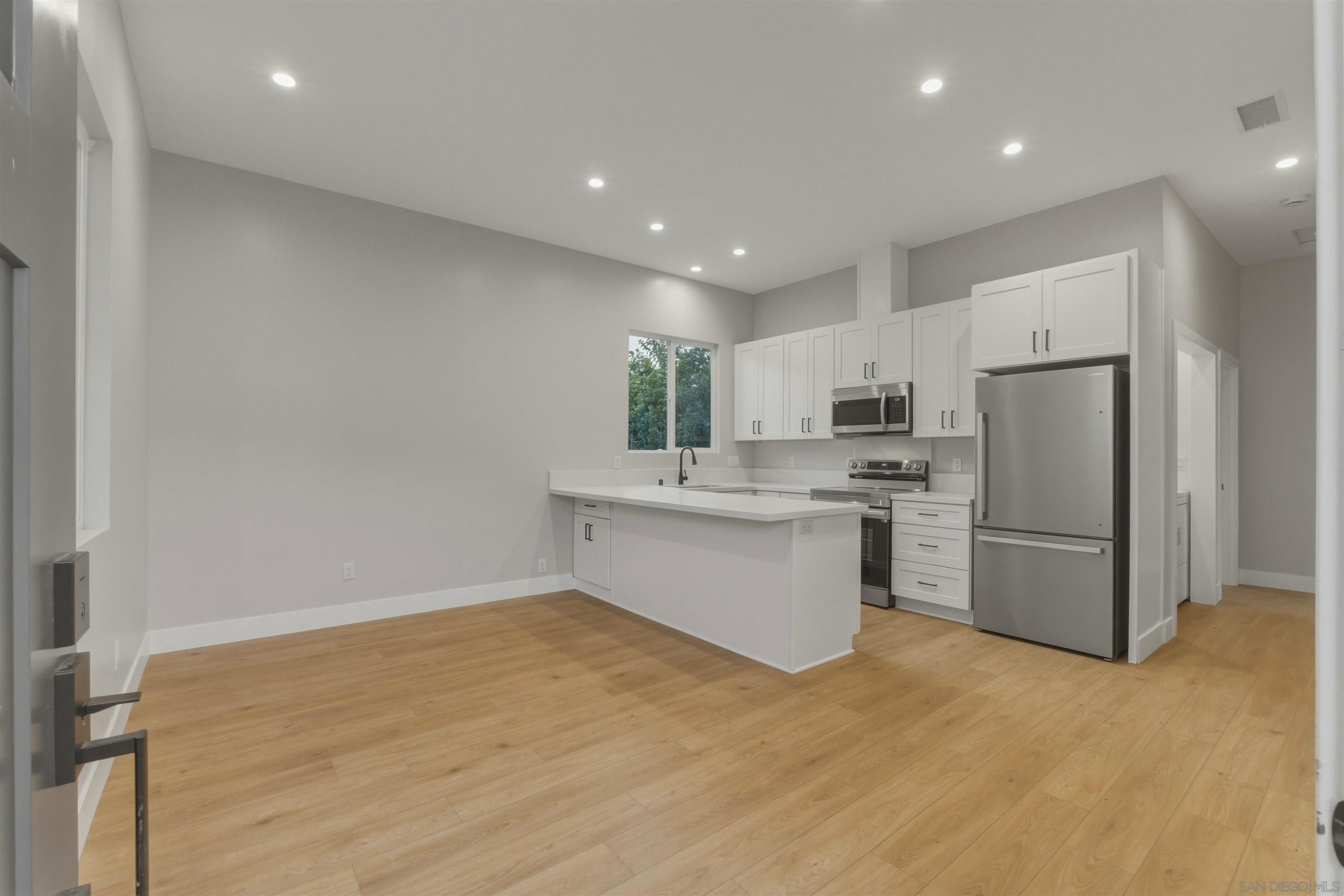 Detail Gallery Image 23 of 34 For 752 W 9th Ave, Escondido,  CA 92025 - – Beds | – Baths