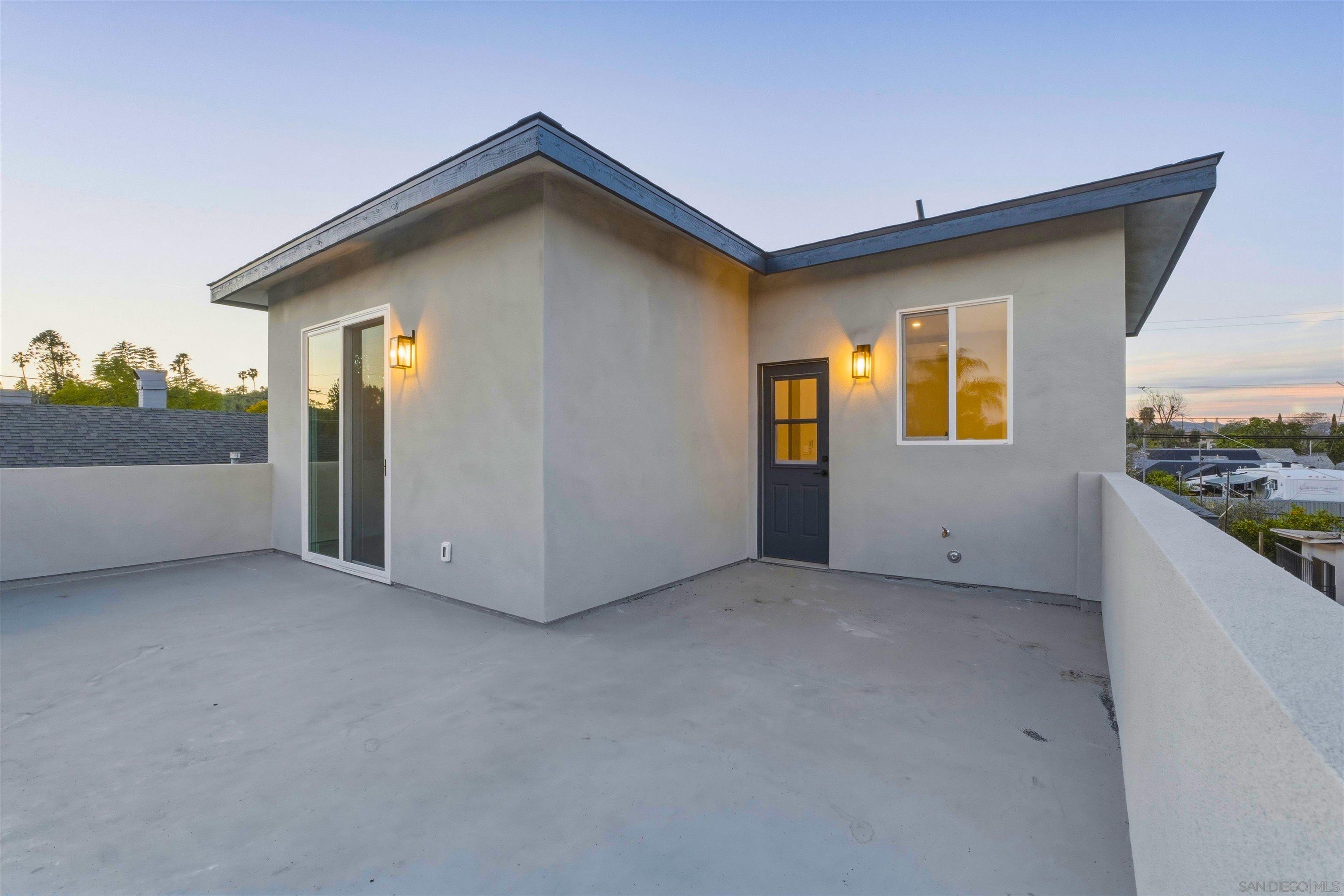 Detail Gallery Image 5 of 34 For 752 W 9th Ave, Escondido,  CA 92025 - – Beds | – Baths