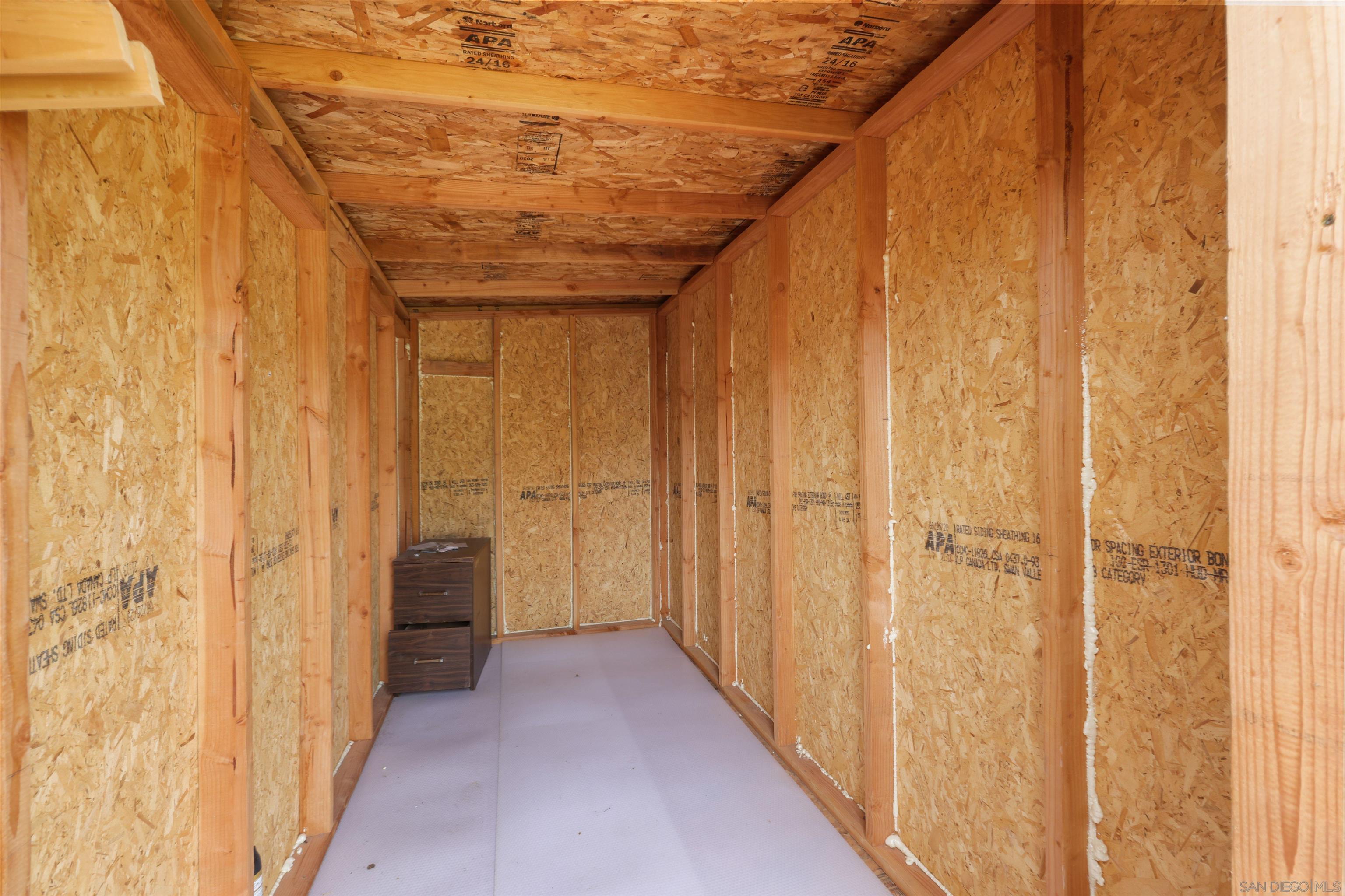 Detail Gallery Image 8 of 25 For 1544  Indian Summer Rd, San Marcos,  CA 92069 - 3 Beds | 2 Baths