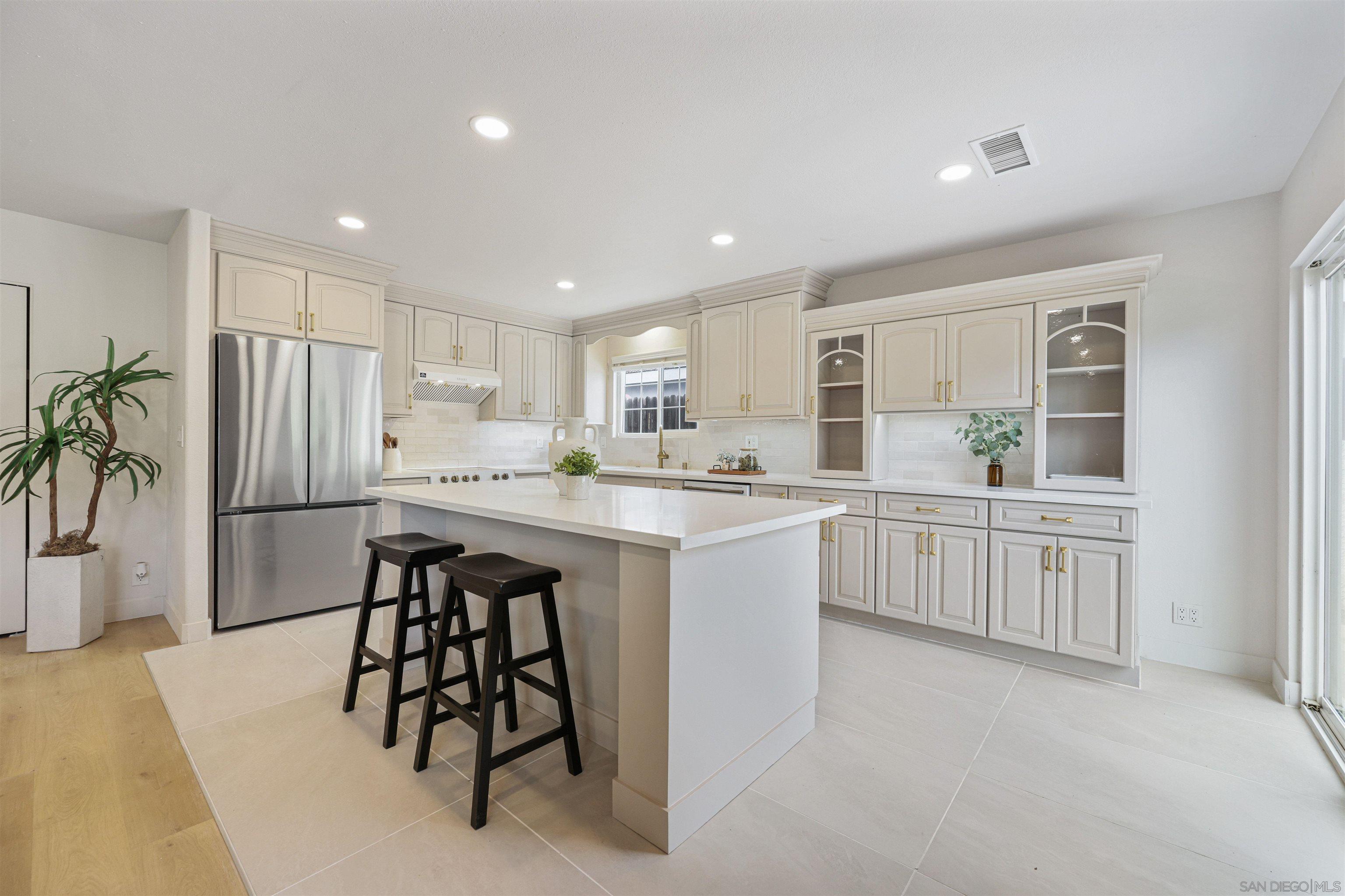 Detail Gallery Image 10 of 25 For 1544  Indian Summer Rd, San Marcos,  CA 92069 - 3 Beds | 2 Baths