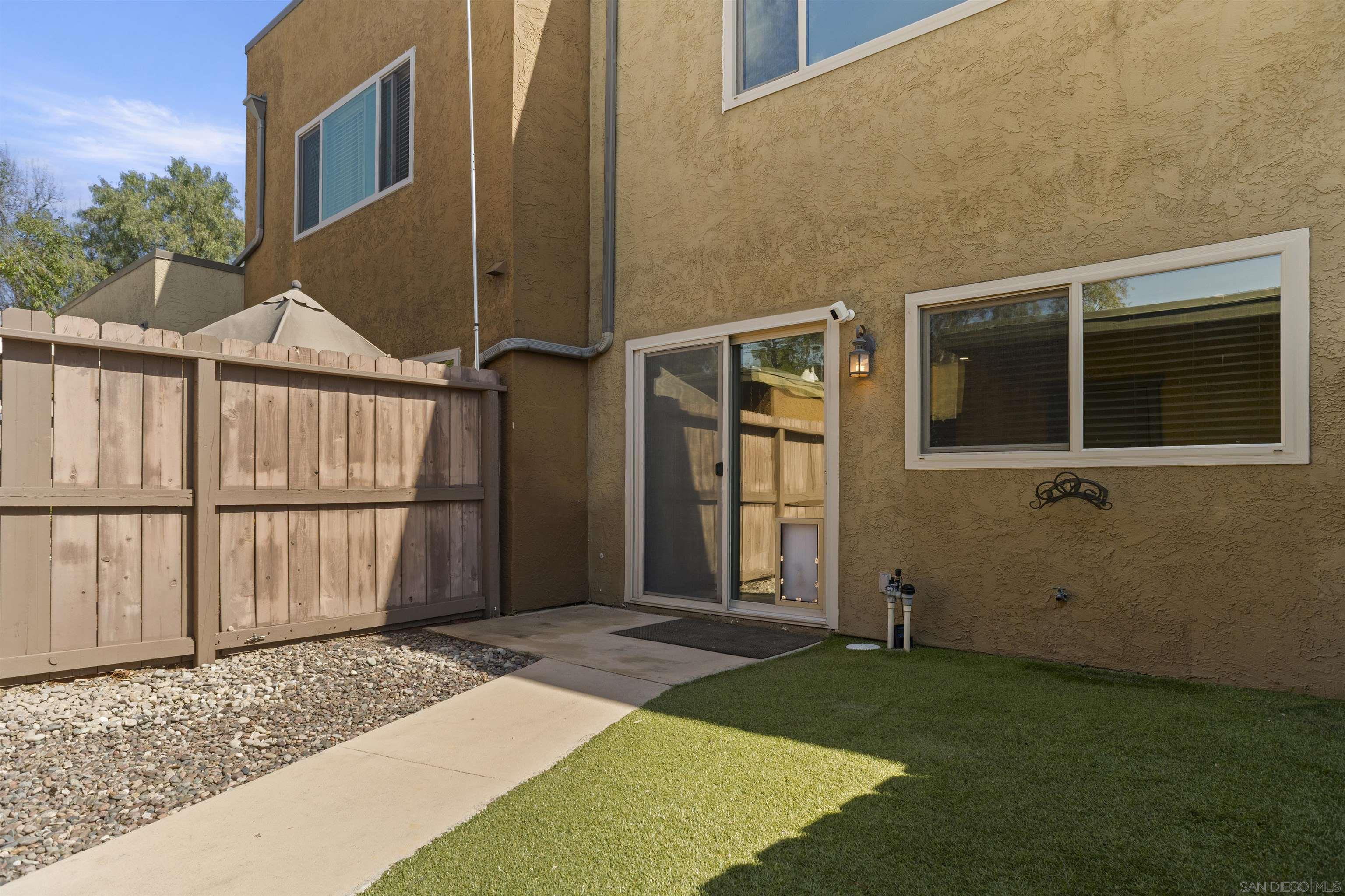 Detail Gallery Image 21 of 35 For 1417  N Broadway  #B,  Escondido,  CA 92026 - 2 Beds | 1/1 Baths