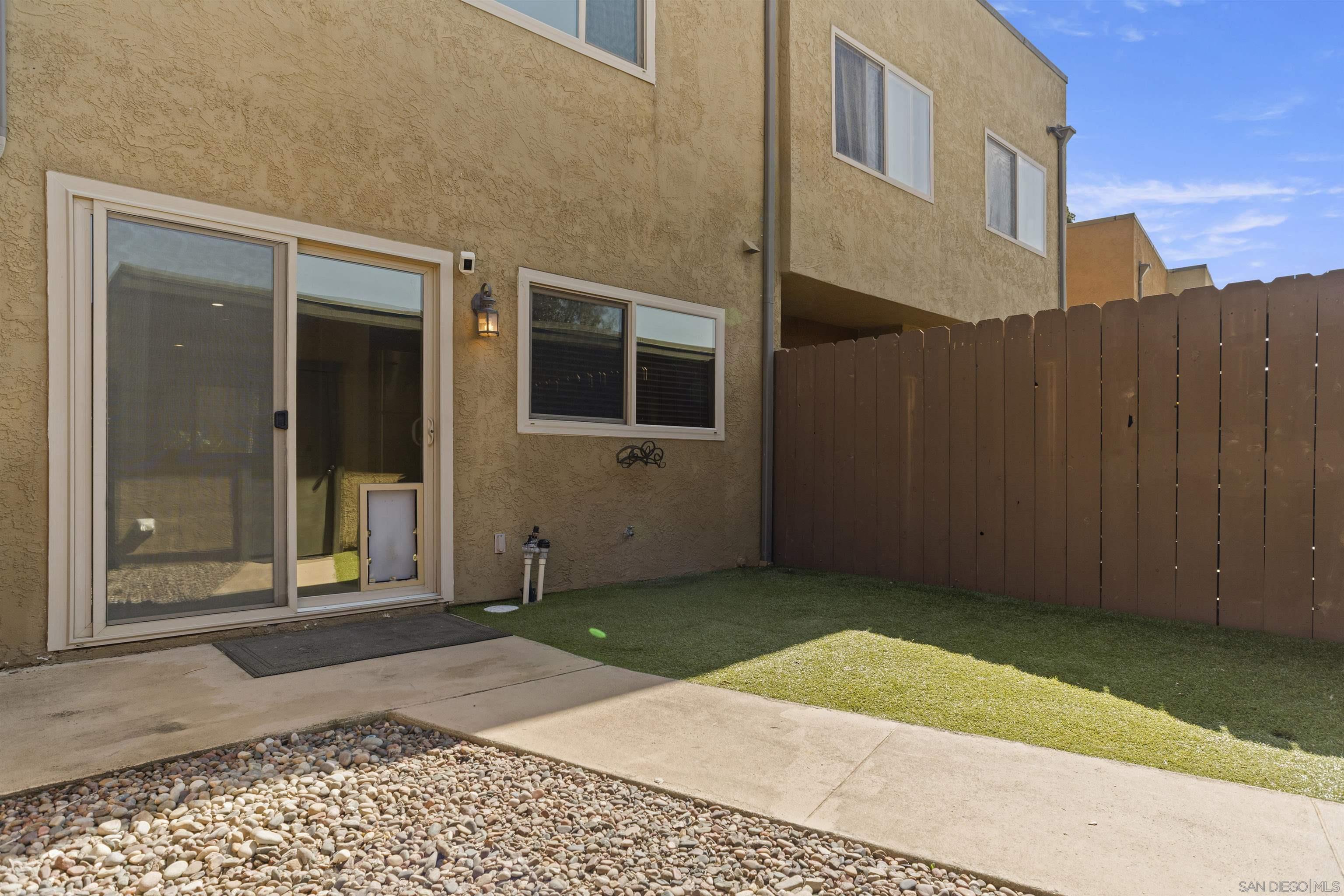 Detail Gallery Image 22 of 35 For 1417  N Broadway  #B,  Escondido,  CA 92026 - 2 Beds | 1/1 Baths