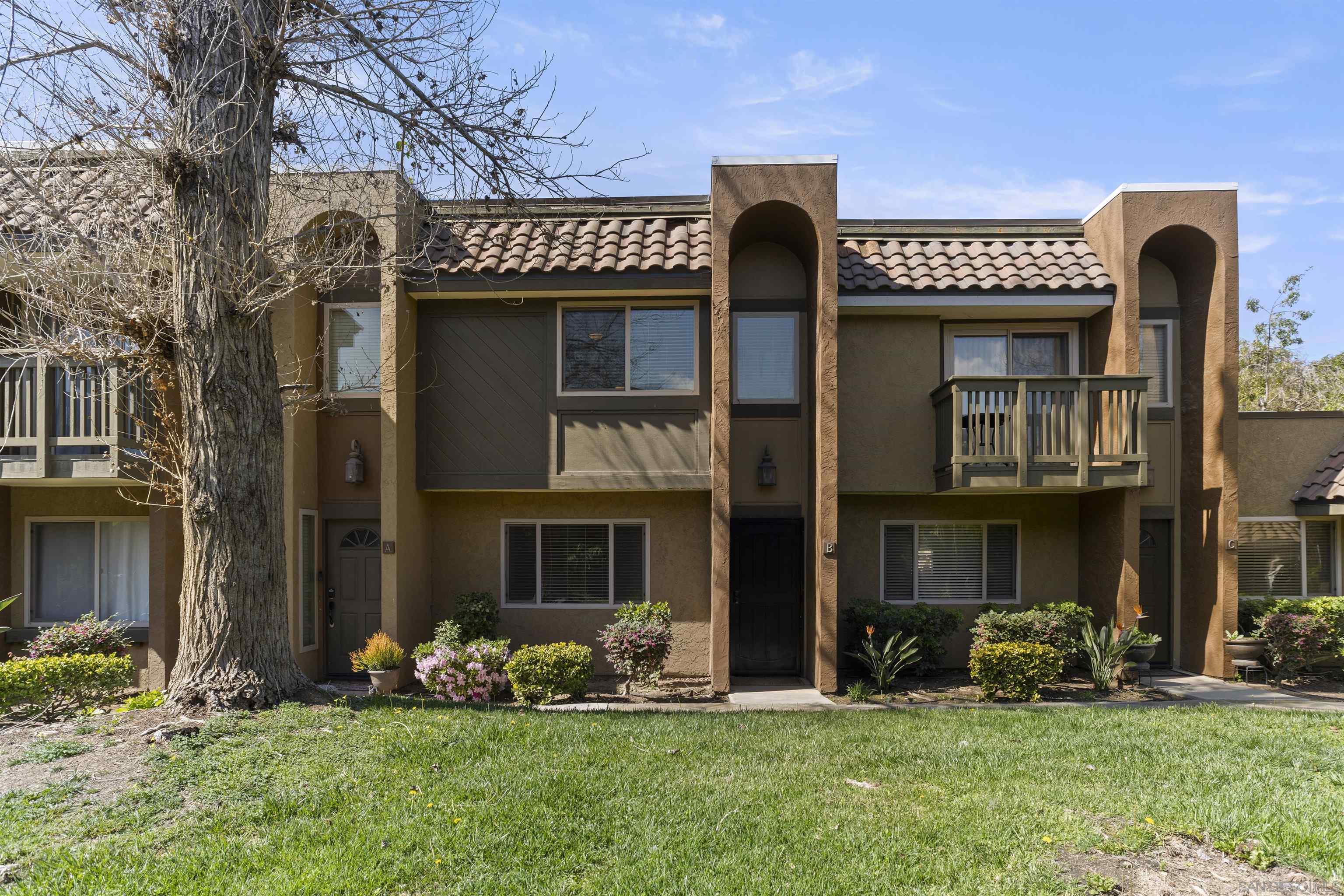 Detail Gallery Image 4 of 35 For 1417  N Broadway  #B,  Escondido,  CA 92026 - 2 Beds | 1/1 Baths