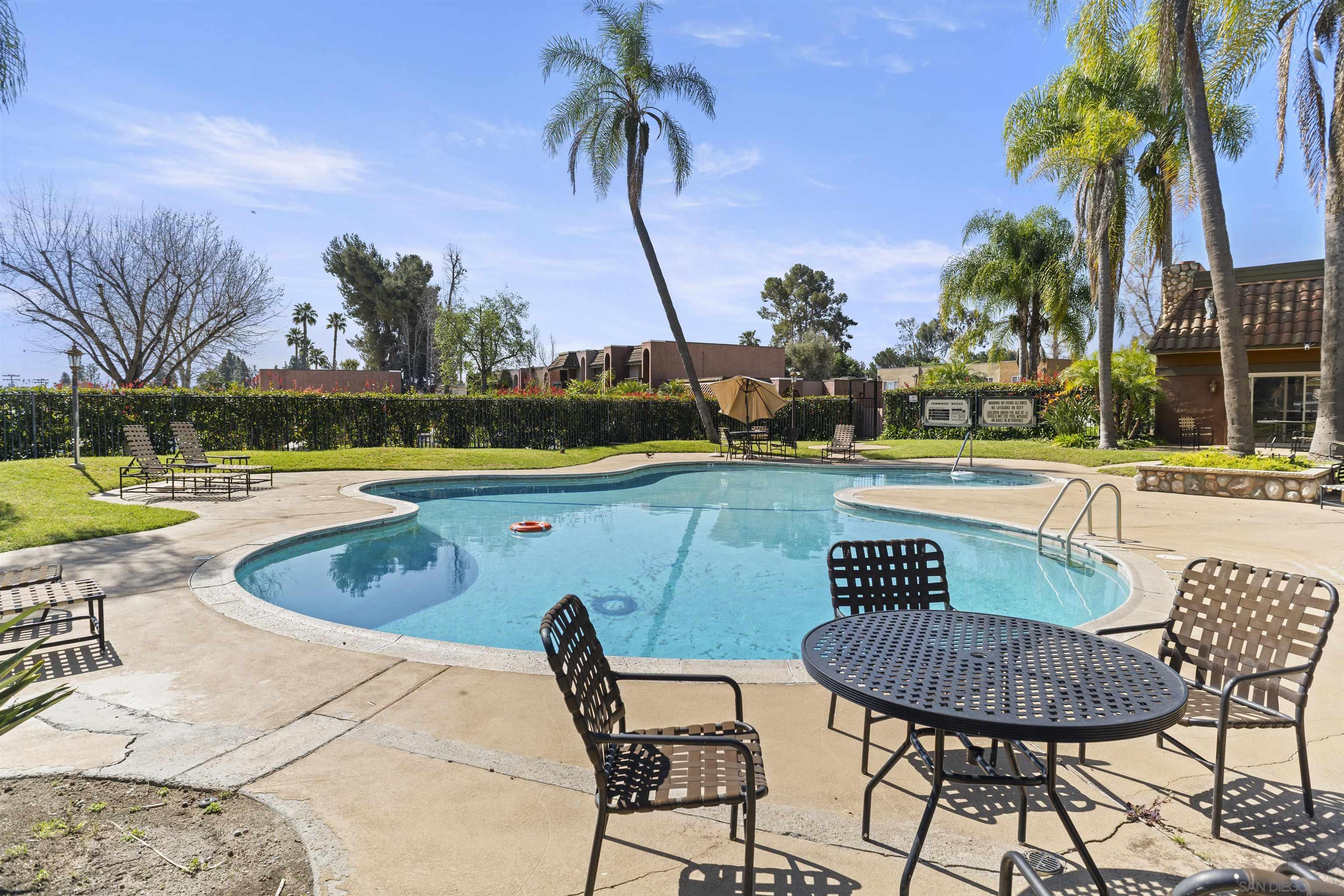 Detail Gallery Image 32 of 35 For 1417  N Broadway  #B,  Escondido,  CA 92026 - 2 Beds | 1/1 Baths