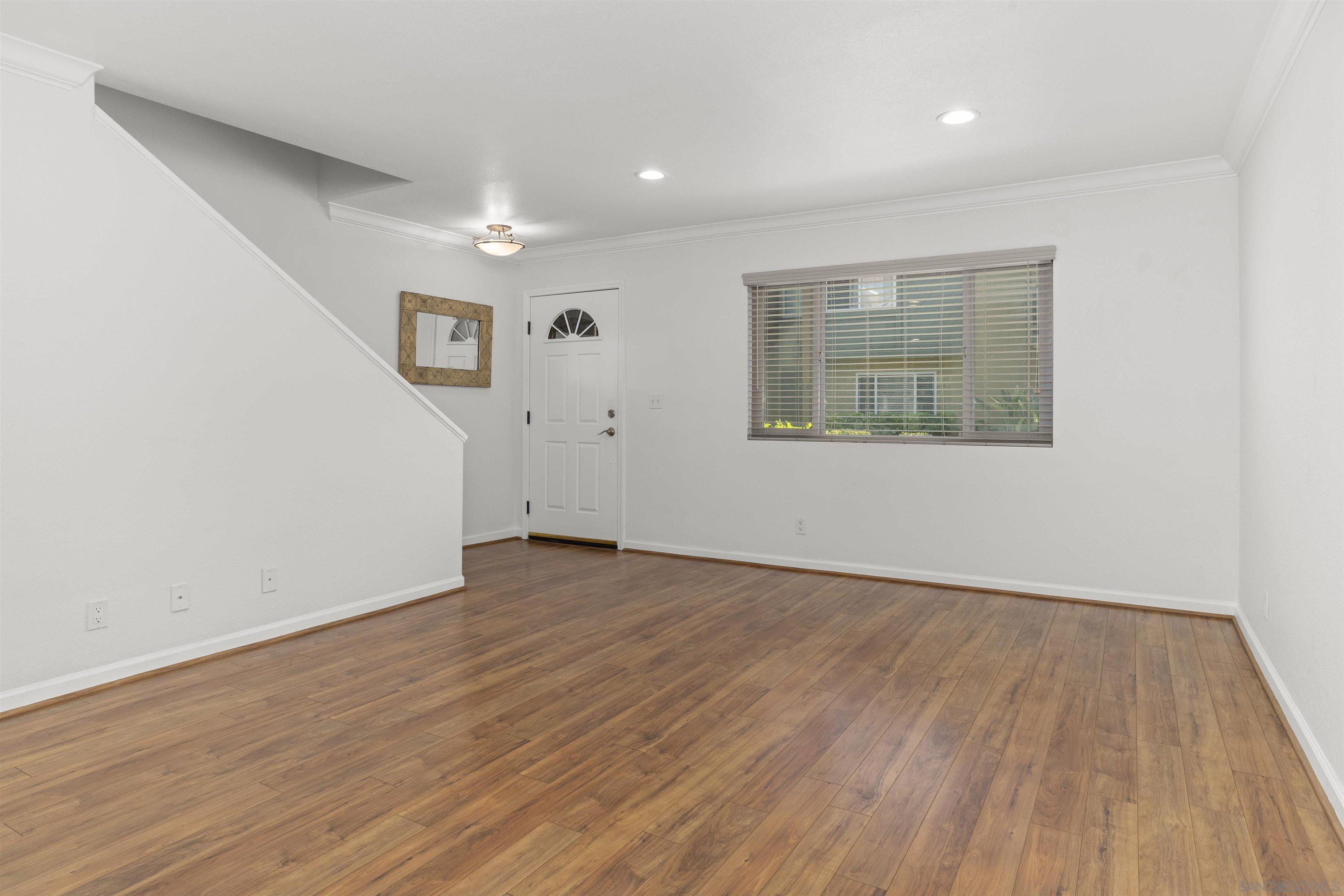 Detail Gallery Image 5 of 35 For 1417  N Broadway  #B,  Escondido,  CA 92026 - 2 Beds | 1/1 Baths