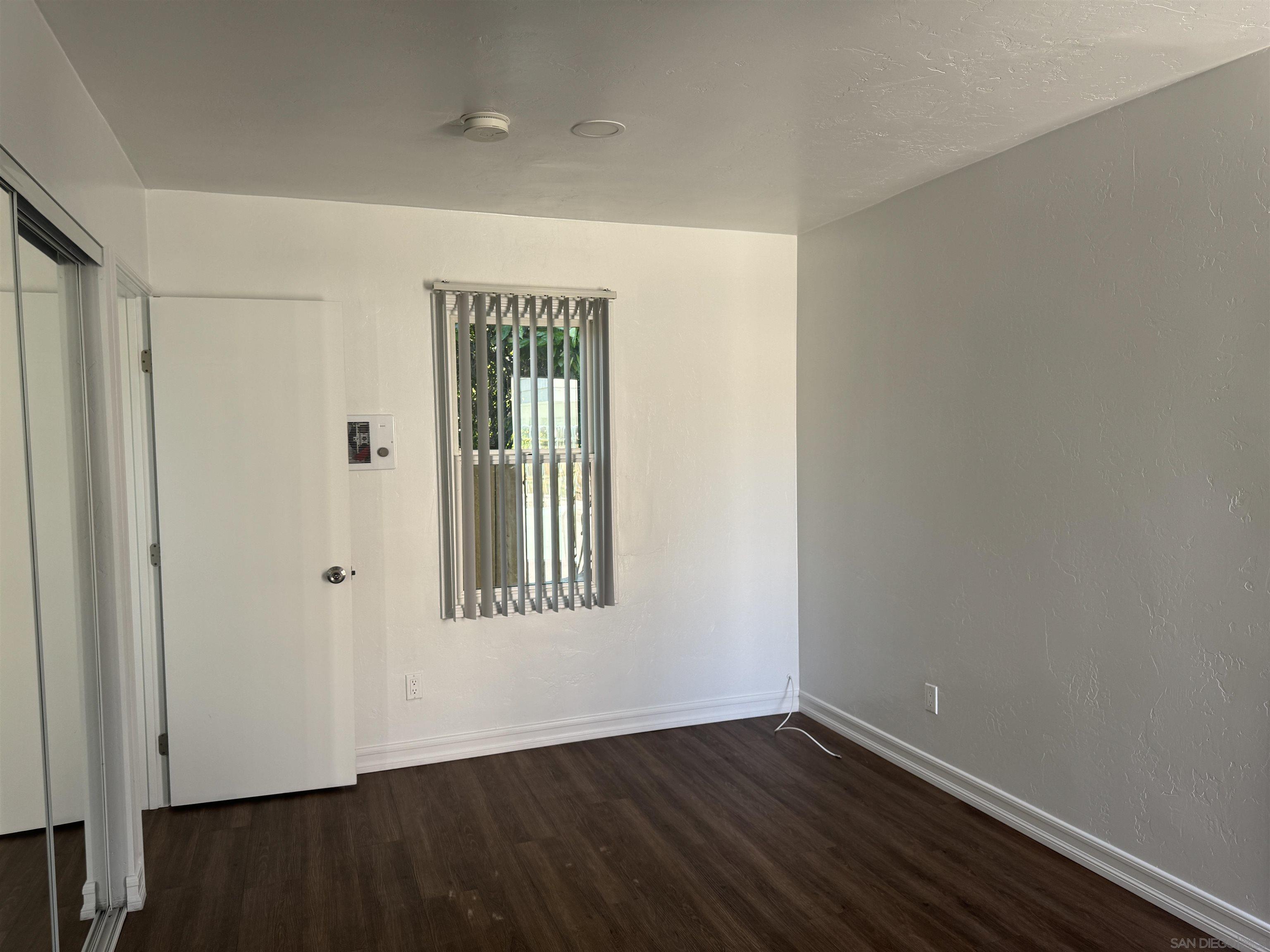 Detail Gallery Image 8 of 9 For 170  Garrett Ave. (1/2), Chula Vista,  CA 91910 - 0 Beds | 1 Baths