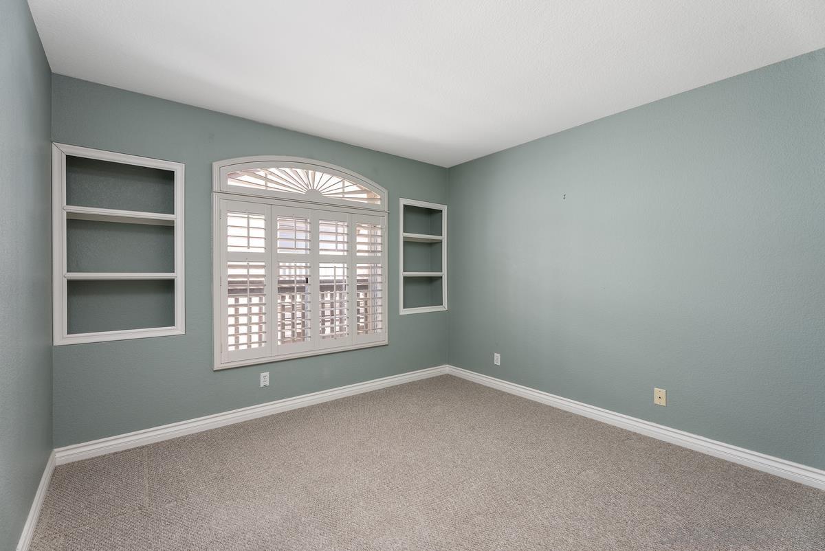Detail Gallery Image 13 of 18 For 142 N Mine Canyon Rd.  Unit a,  Orange,  CA 92869 - 2 Beds | 2 Baths