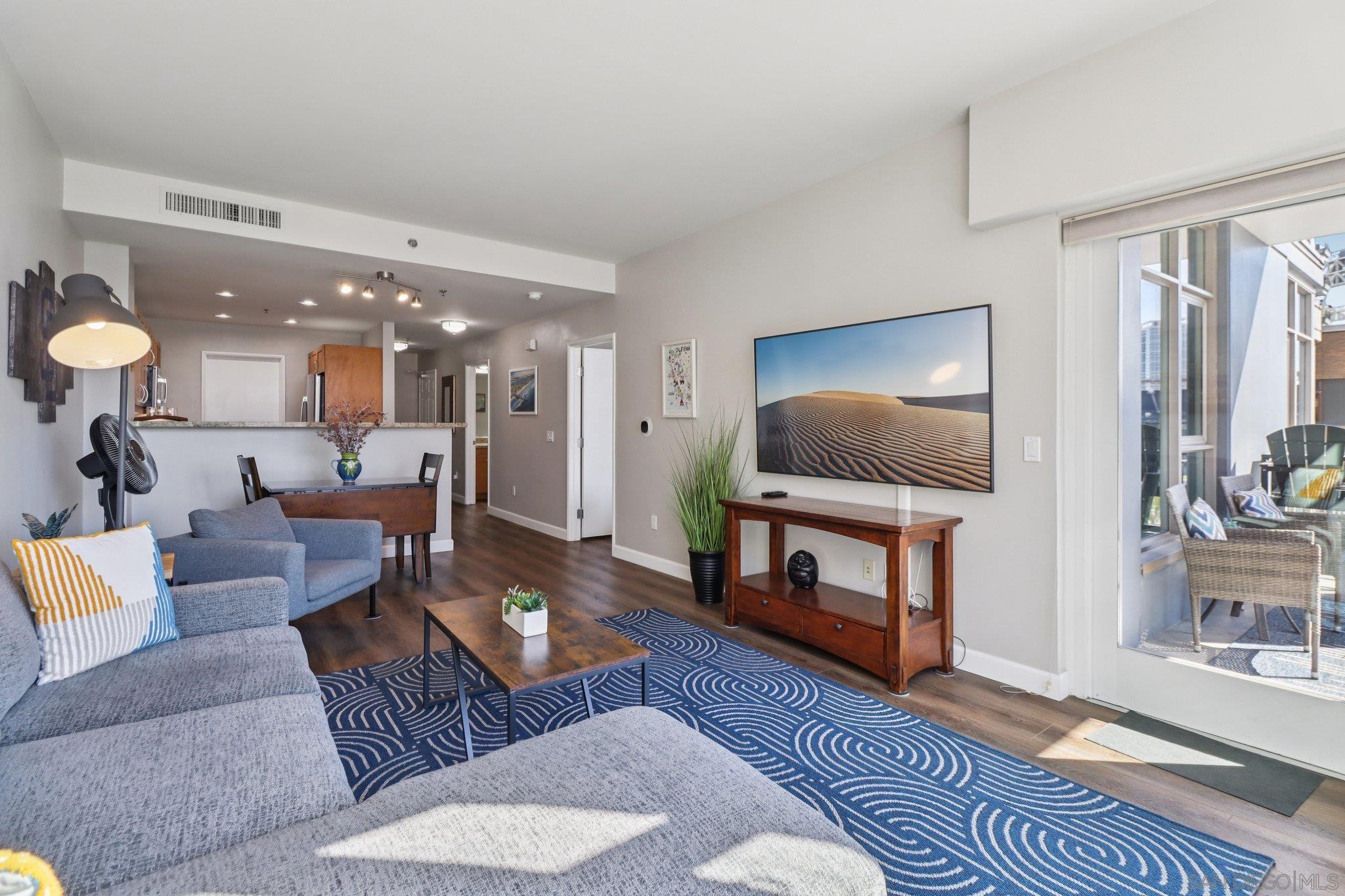 Detail Gallery Image 7 of 61 For 427  9th Ave  #504,  San Diego,  CA 92101 - 1 Beds | 1 Baths