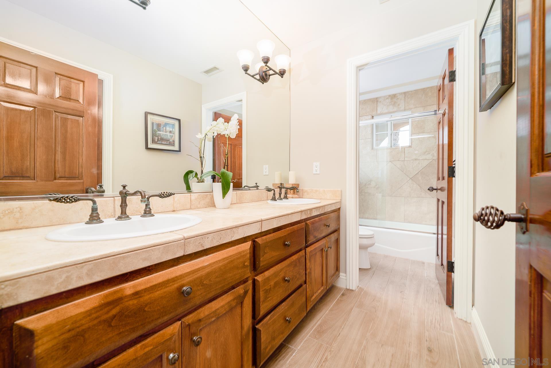 Detail Gallery Image 23 of 68 For 5320  Olive Hill Trl, Bonsall,  CA 92003 - 7 Beds | 6/1 Baths