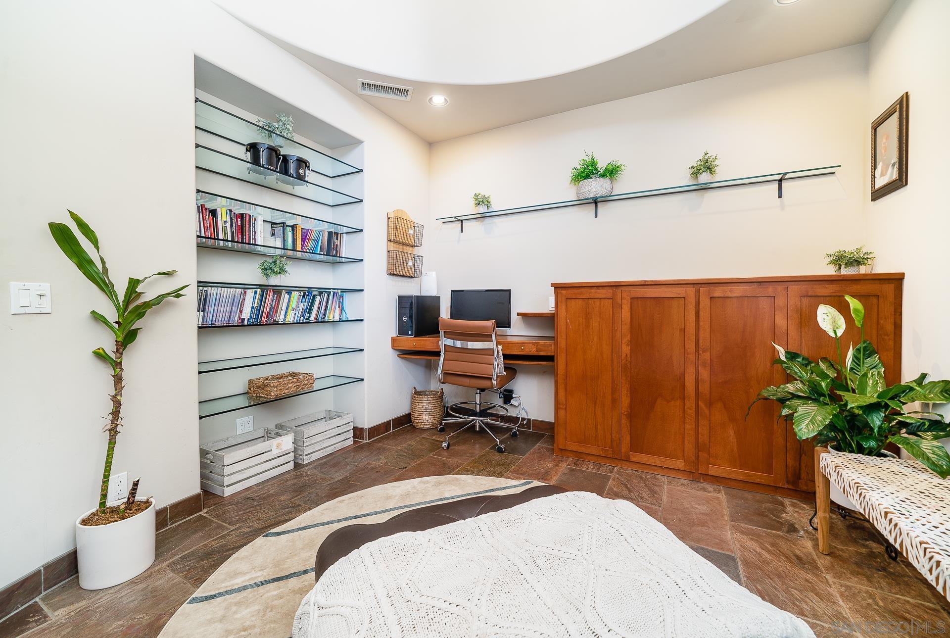 Detail Gallery Image 26 of 68 For 5320  Olive Hill Trl, Bonsall,  CA 92003 - 7 Beds | 6/1 Baths