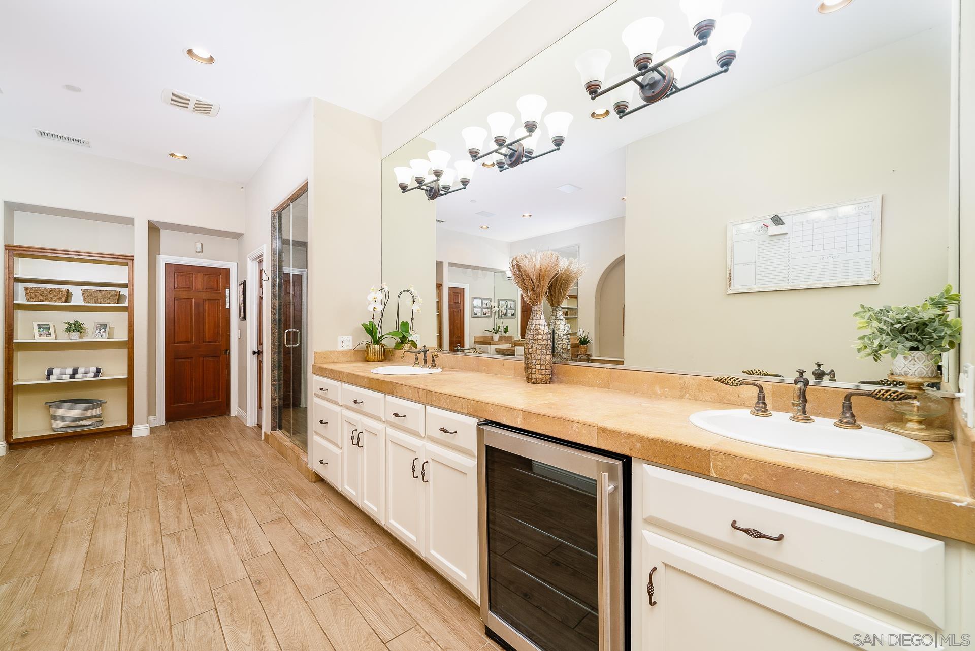 Detail Gallery Image 30 of 68 For 5320  Olive Hill Trl, Bonsall,  CA 92003 - 7 Beds | 6/1 Baths