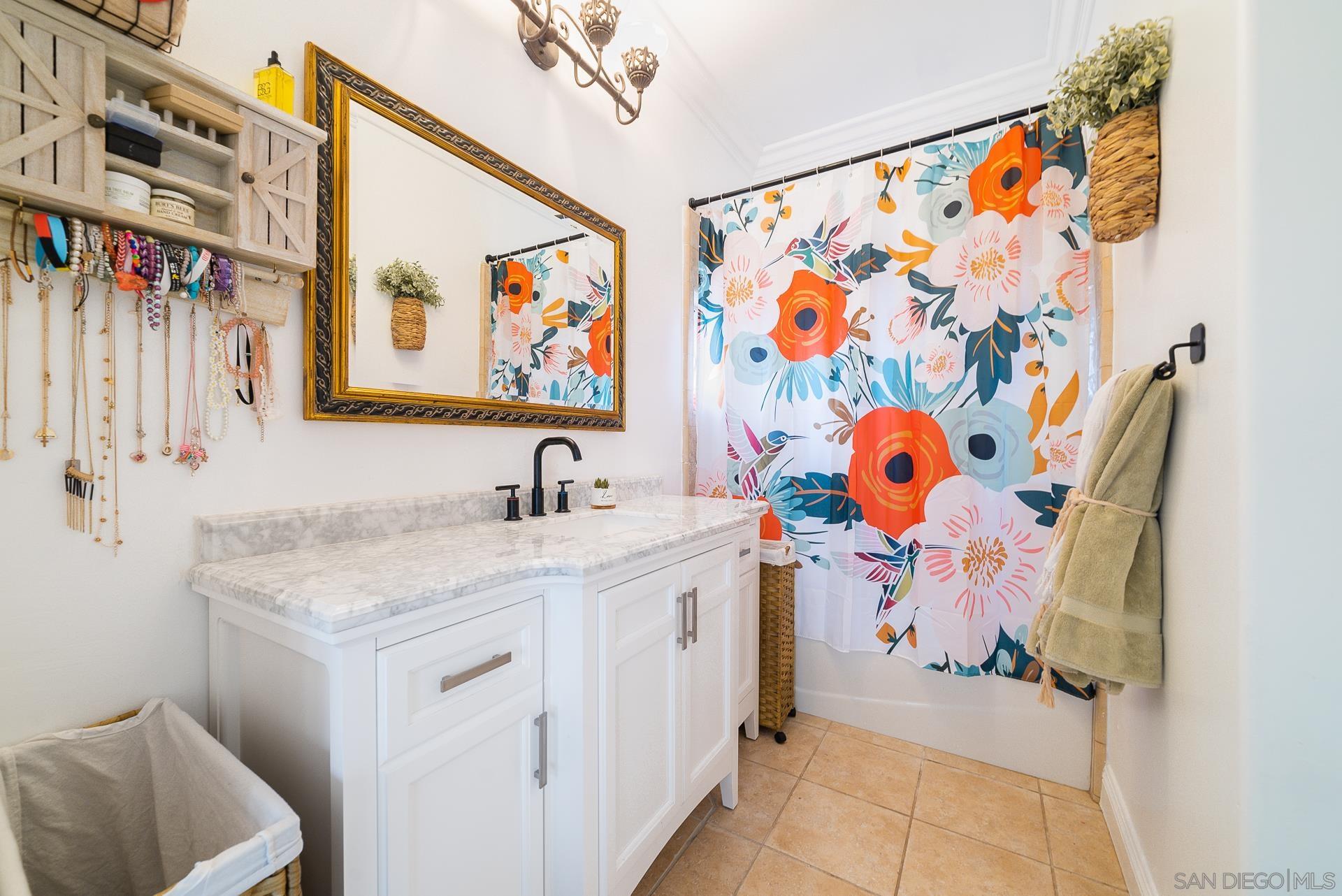 Detail Gallery Image 41 of 68 For 5320  Olive Hill Trl, Bonsall,  CA 92003 - 7 Beds | 6/1 Baths