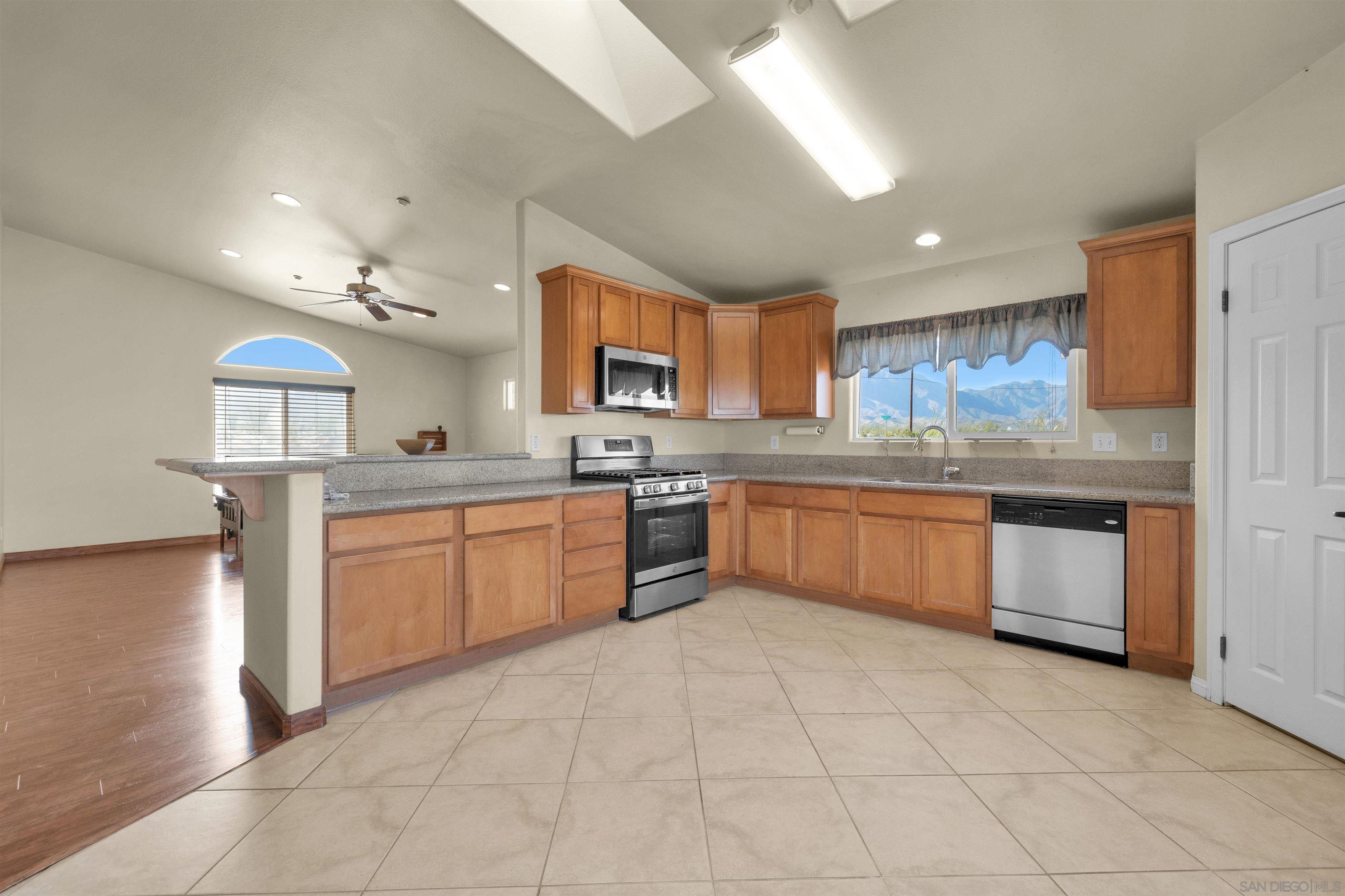 Detail Gallery Image 7 of 38 For 3568  Borrego Springs Road, Borrego Springs,  CA 92004 - 3 Beds | 2 Baths