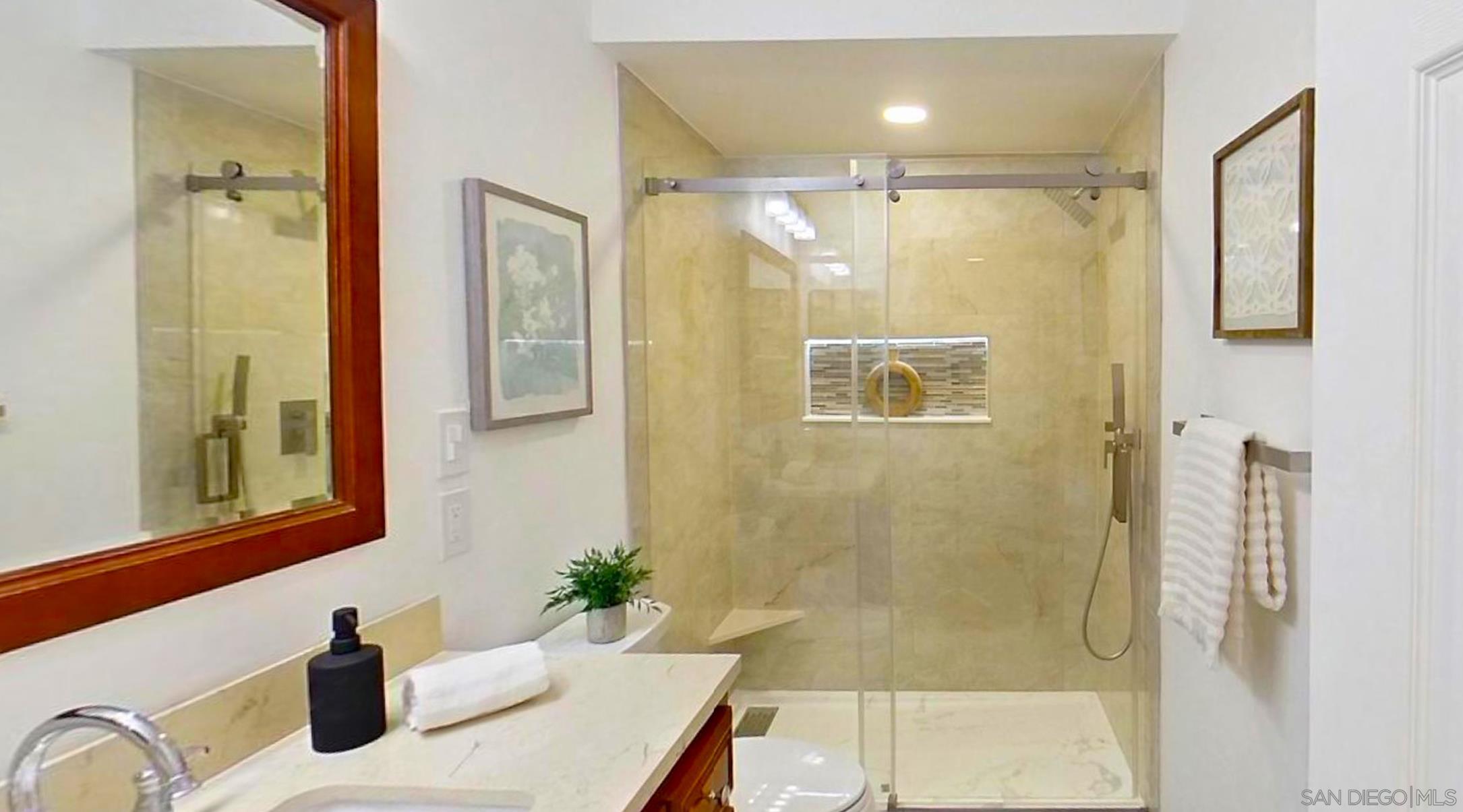 Detail Gallery Image 24 of 39 For 16566  Caminito Vecinos  #25,  San Diego,  CA 92128 - 2 Beds | 2 Baths