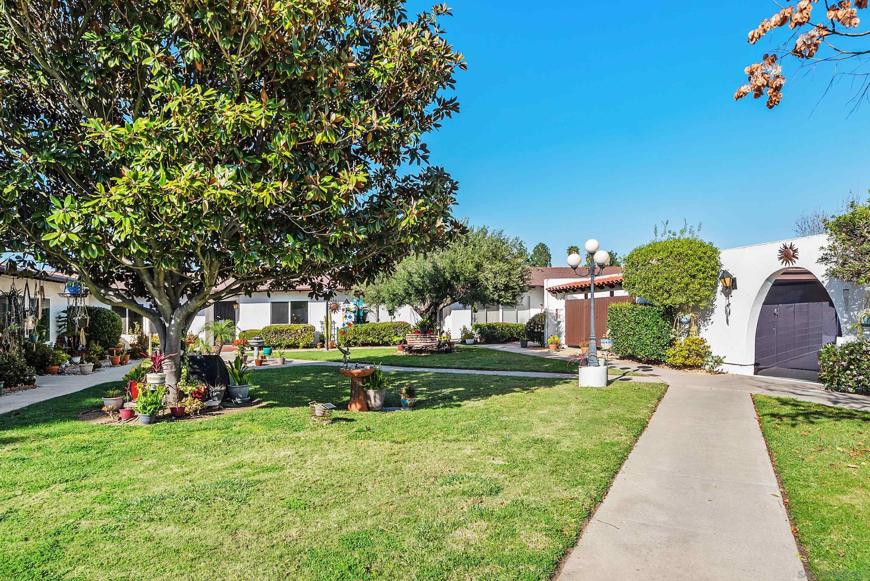 Detail Gallery Image 36 of 39 For 16566  Caminito Vecinos  #25,  San Diego,  CA 92128 - 2 Beds | 2 Baths