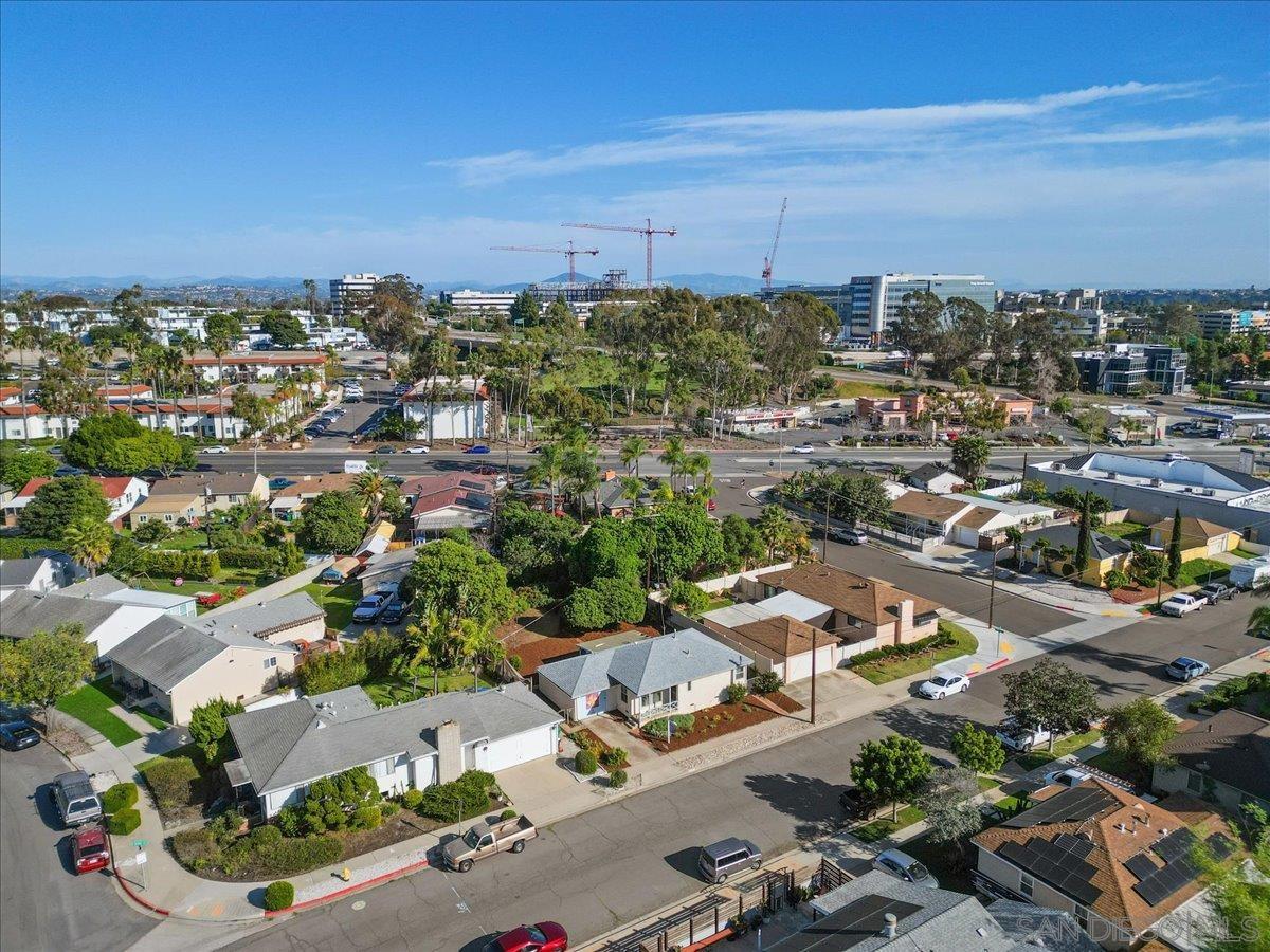 Detail Gallery Image 8 of 45 For 3215  Atlas Street, San Diego,  CA 92111 - 2 Beds | 1 Baths