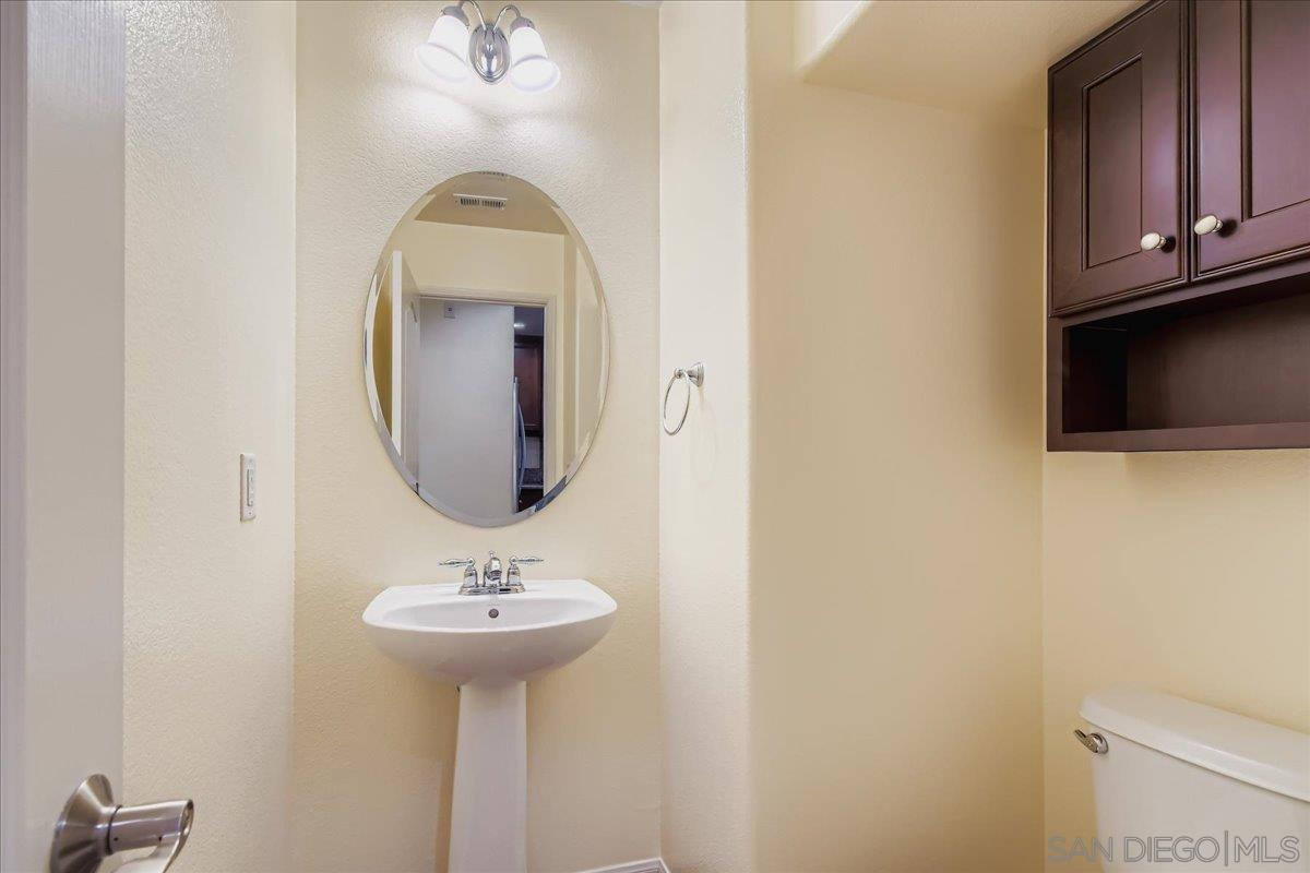 Detail Gallery Image 12 of 32 For 17019  Camino Marcilla  #5,  San Diego,  CA 92127 - 3 Beds | 2/1 Baths