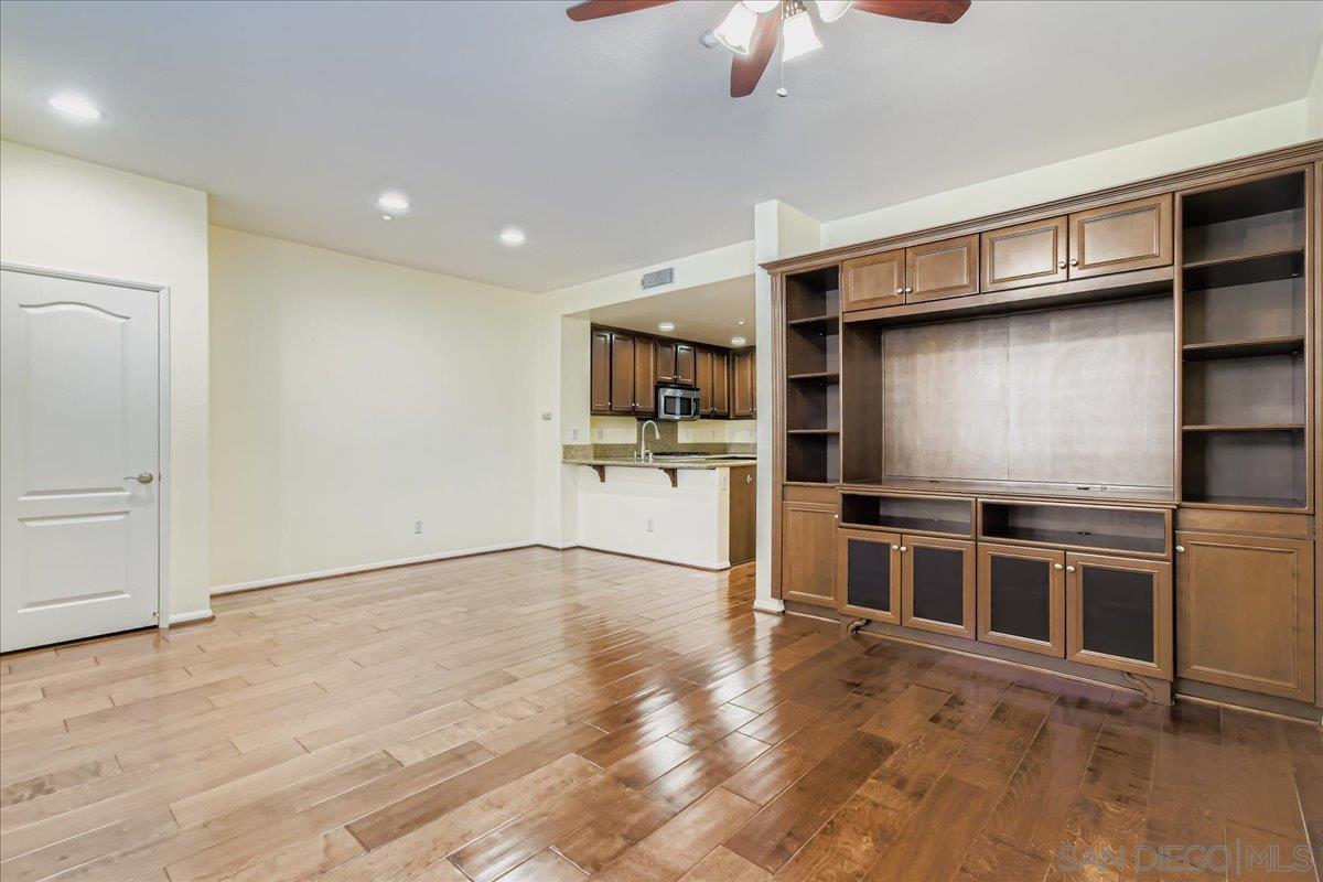 Detail Gallery Image 5 of 32 For 17019  Camino Marcilla  #5,  San Diego,  CA 92127 - 3 Beds | 2/1 Baths