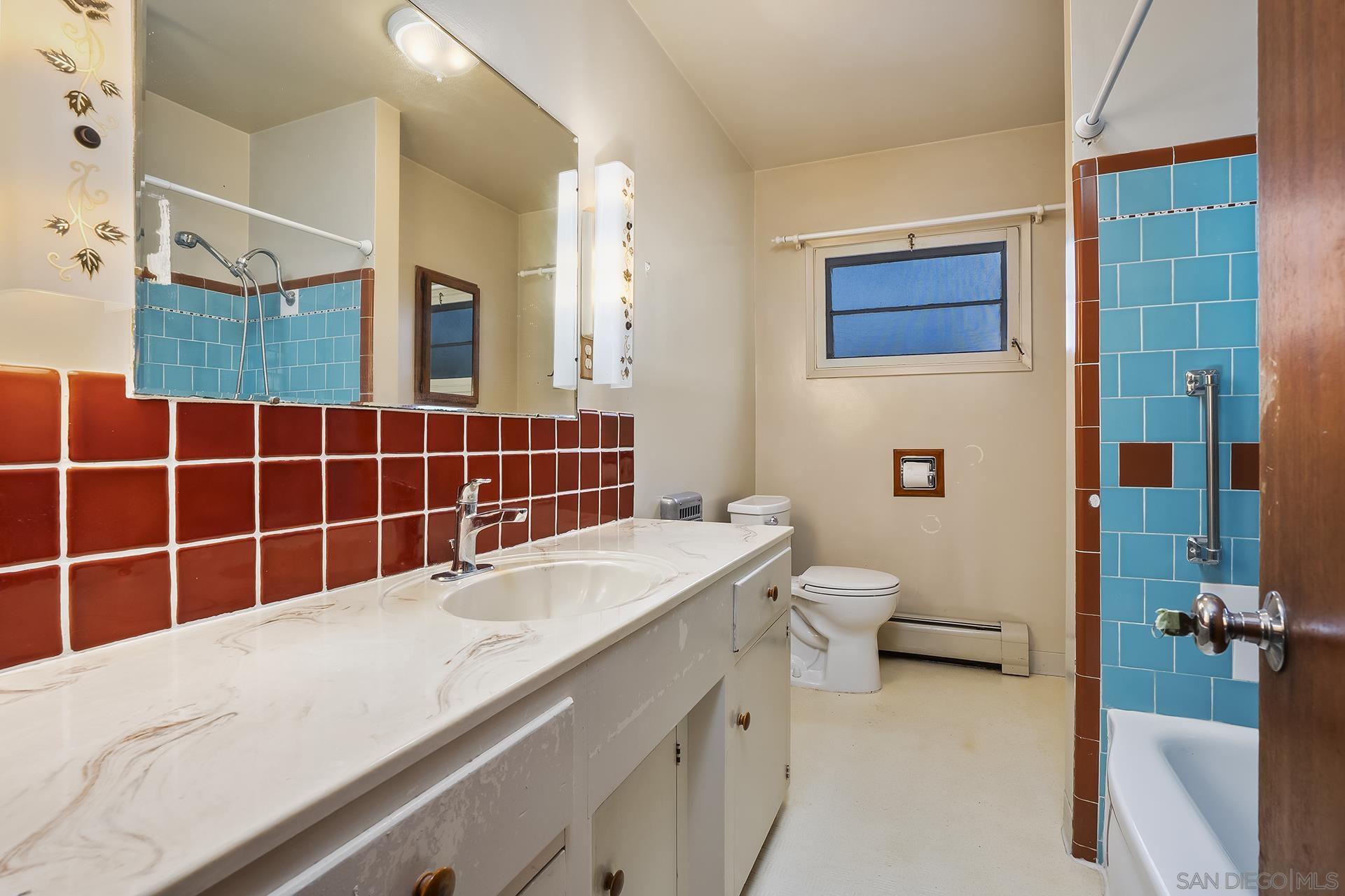 Detail Gallery Image 19 of 29 For 3448  Willow St, Bonita,  CA 91902 - 5 Beds | 3 Baths