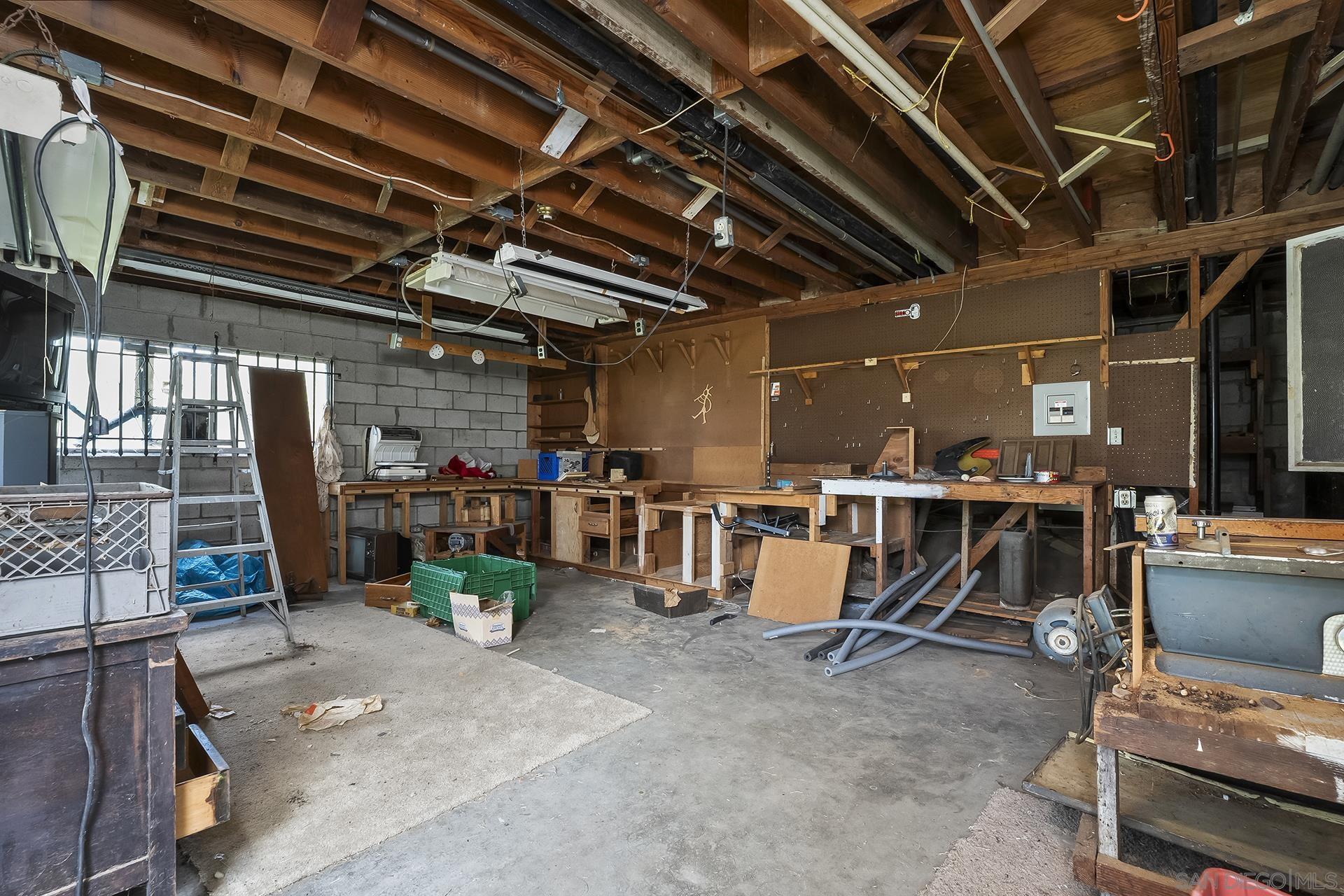 Detail Gallery Image 26 of 29 For 3448  Willow St, Bonita,  CA 91902 - 5 Beds | 3 Baths