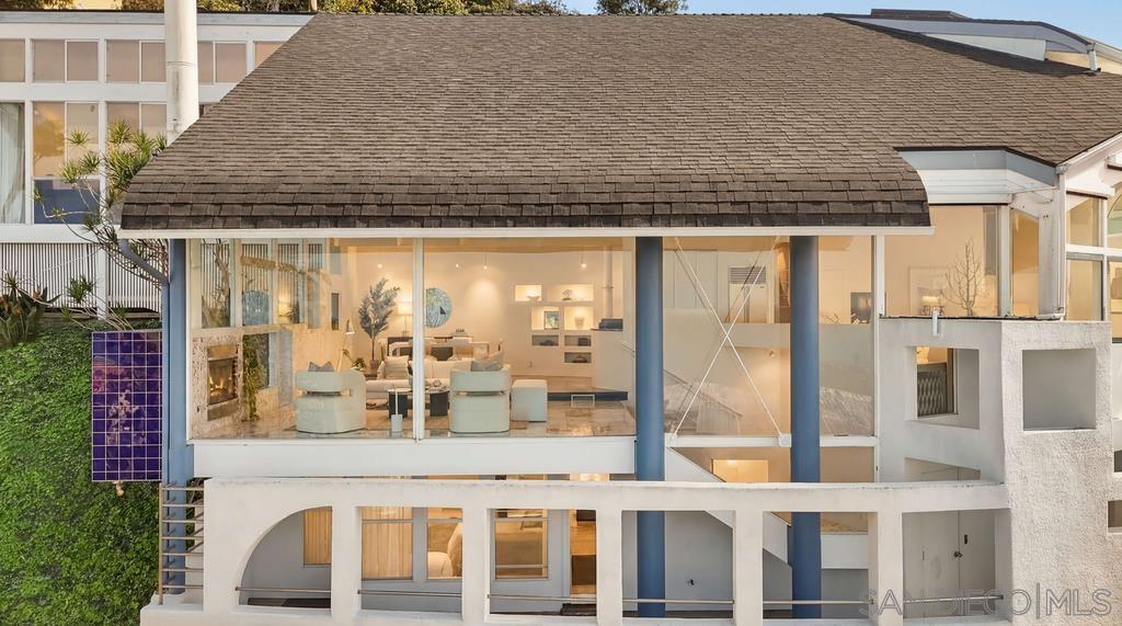 Detail Gallery Image 61 of 71 For 1705  Valdes Dr, La Jolla,  CA 92037 - 4 Beds | 4/1 Baths