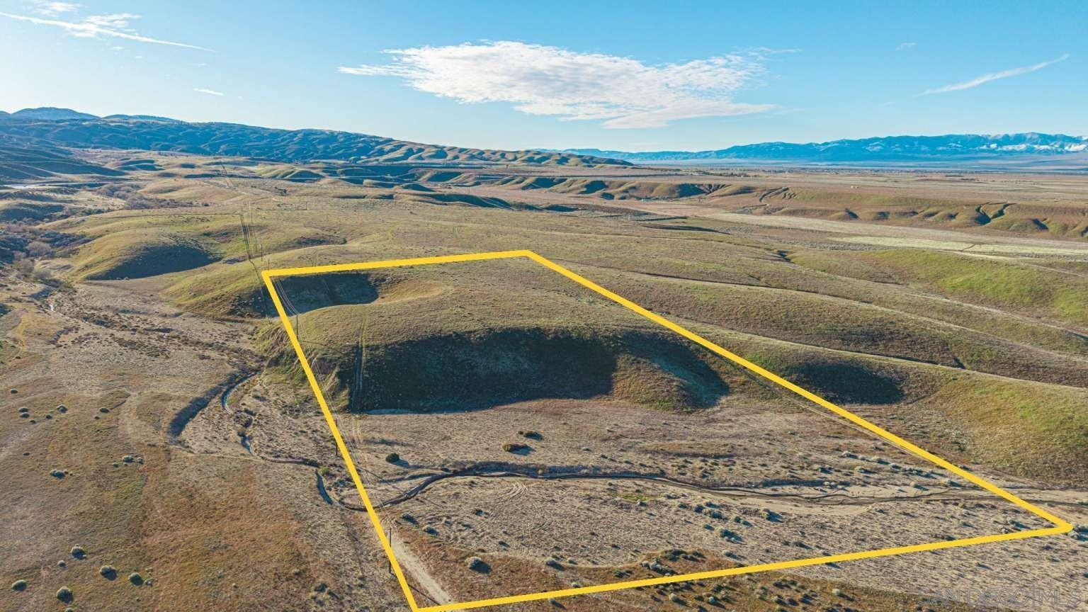 Detail Gallery Image 2 of 35 For , Lake Hughes,  CA 93532 - – Beds | – Baths