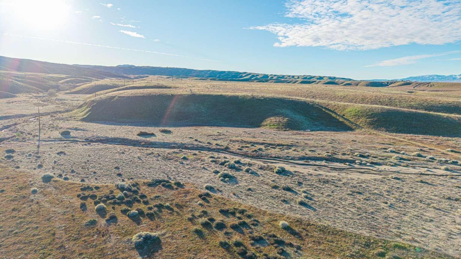 Detail Gallery Image 14 of 35 For , Lake Hughes,  CA 93532 - – Beds | – Baths