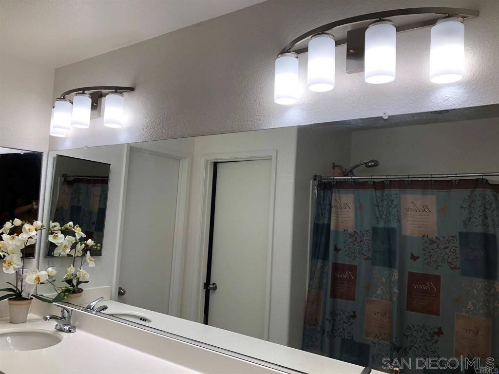 Detail Gallery Image 3 of 7 For 1460  Levant Lane  4, Chula Vista,  CA 91913 - 3 Beds | 2/1 Baths