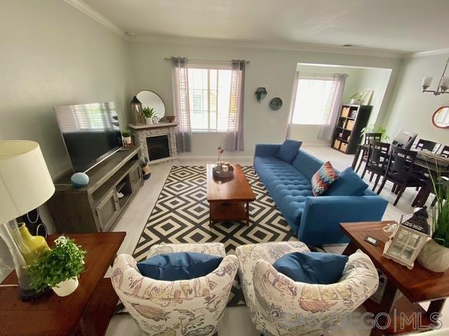 Detail Gallery Image 4 of 7 For 1460  Levant Lane  4, Chula Vista,  CA 91913 - 3 Beds | 2/1 Baths