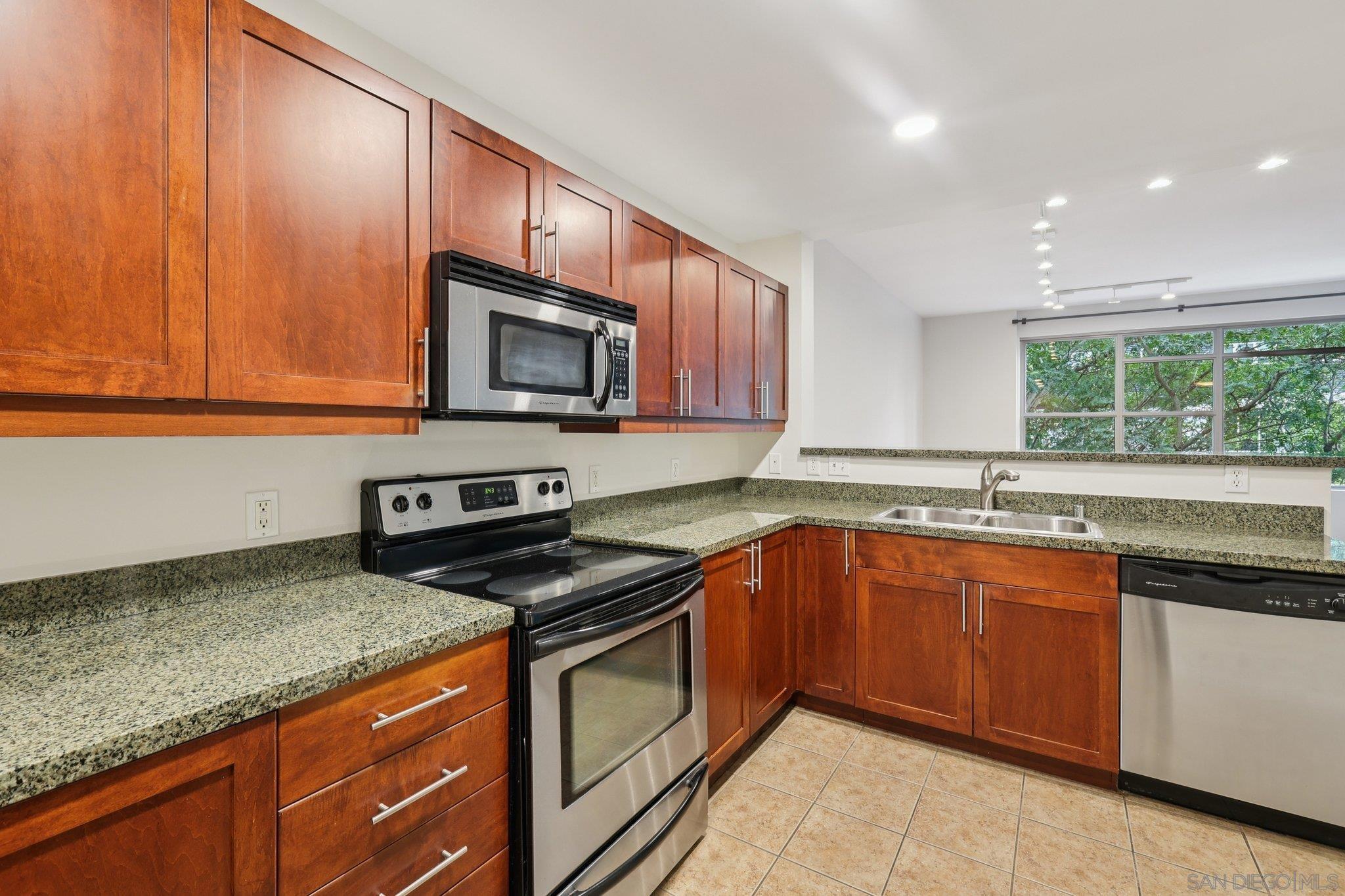 Detail Gallery Image 16 of 43 For 206  Park Blvd  #307,  San Diego,  CA 92101 - 1 Beds | 1 Baths