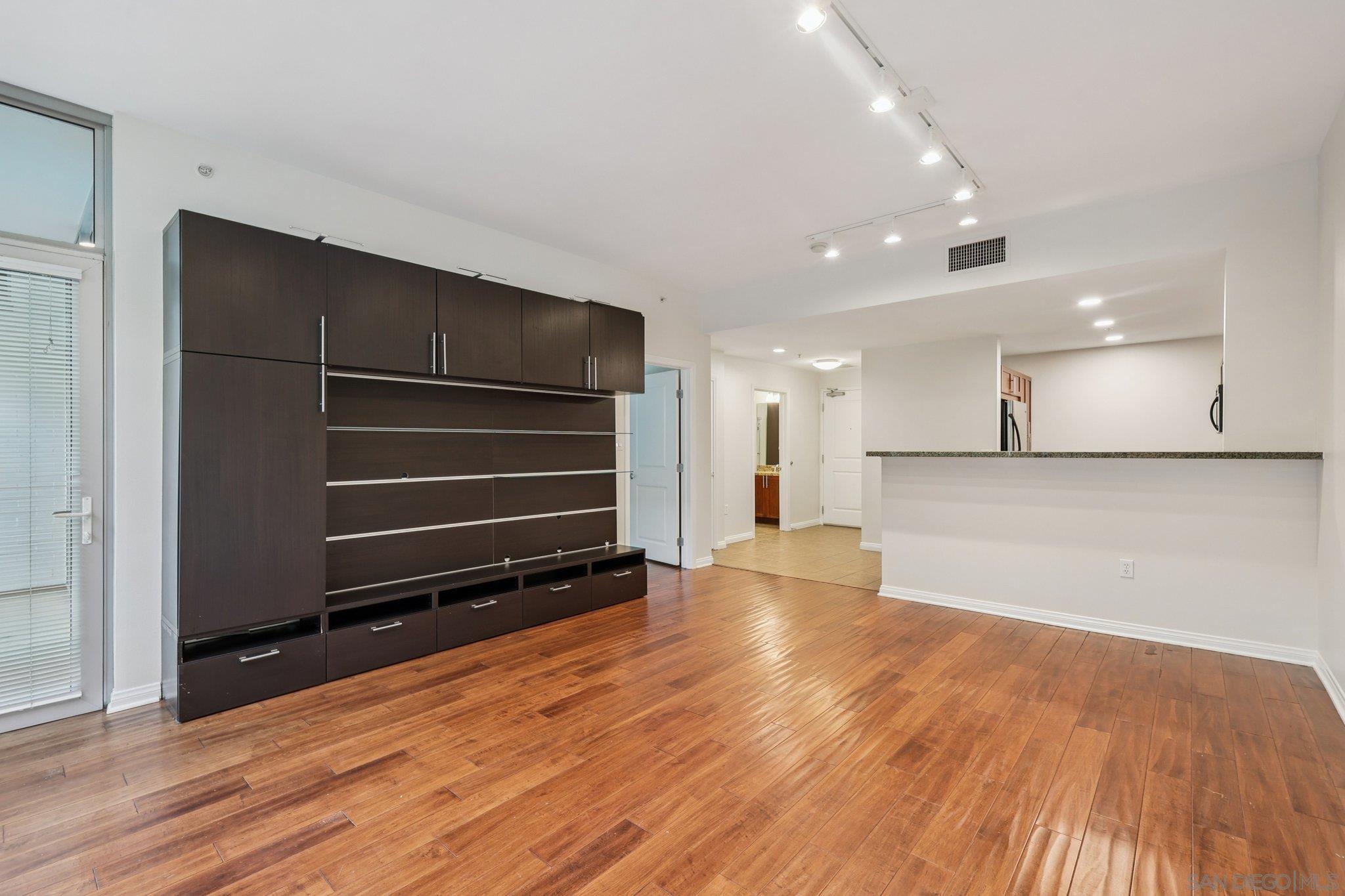 Detail Gallery Image 10 of 43 For 206  Park Blvd  #307,  San Diego,  CA 92101 - 1 Beds | 1 Baths