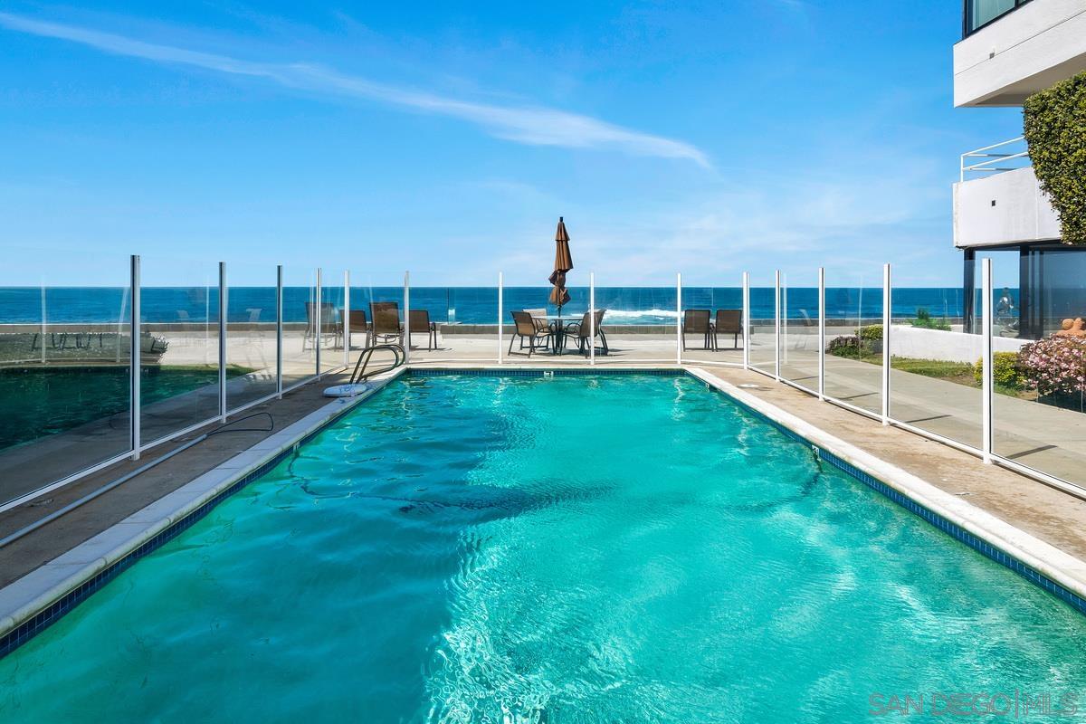 Detail Gallery Image 3 of 27 For 100  Coast  304, La Jolla,  CA 92037 - 2 Beds | 2 Baths